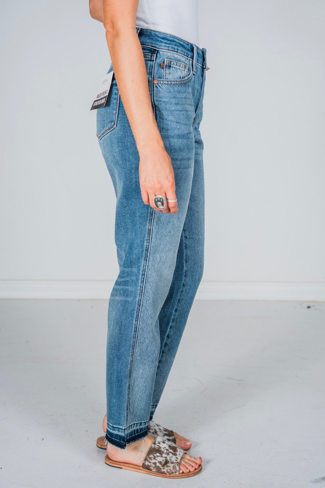 Judy Blue Mid - Rise Rigid Magic Release Boyfriend Jeans - Whiskey Skies - JUDY BLUE