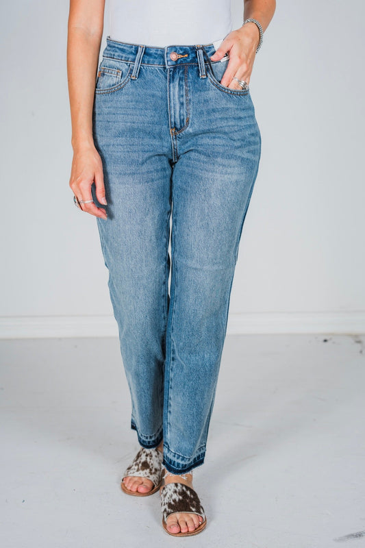 Judy Blue Mid - Rise Rigid Magic Release Boyfriend Jeans - Whiskey Skies - JUDY BLUE