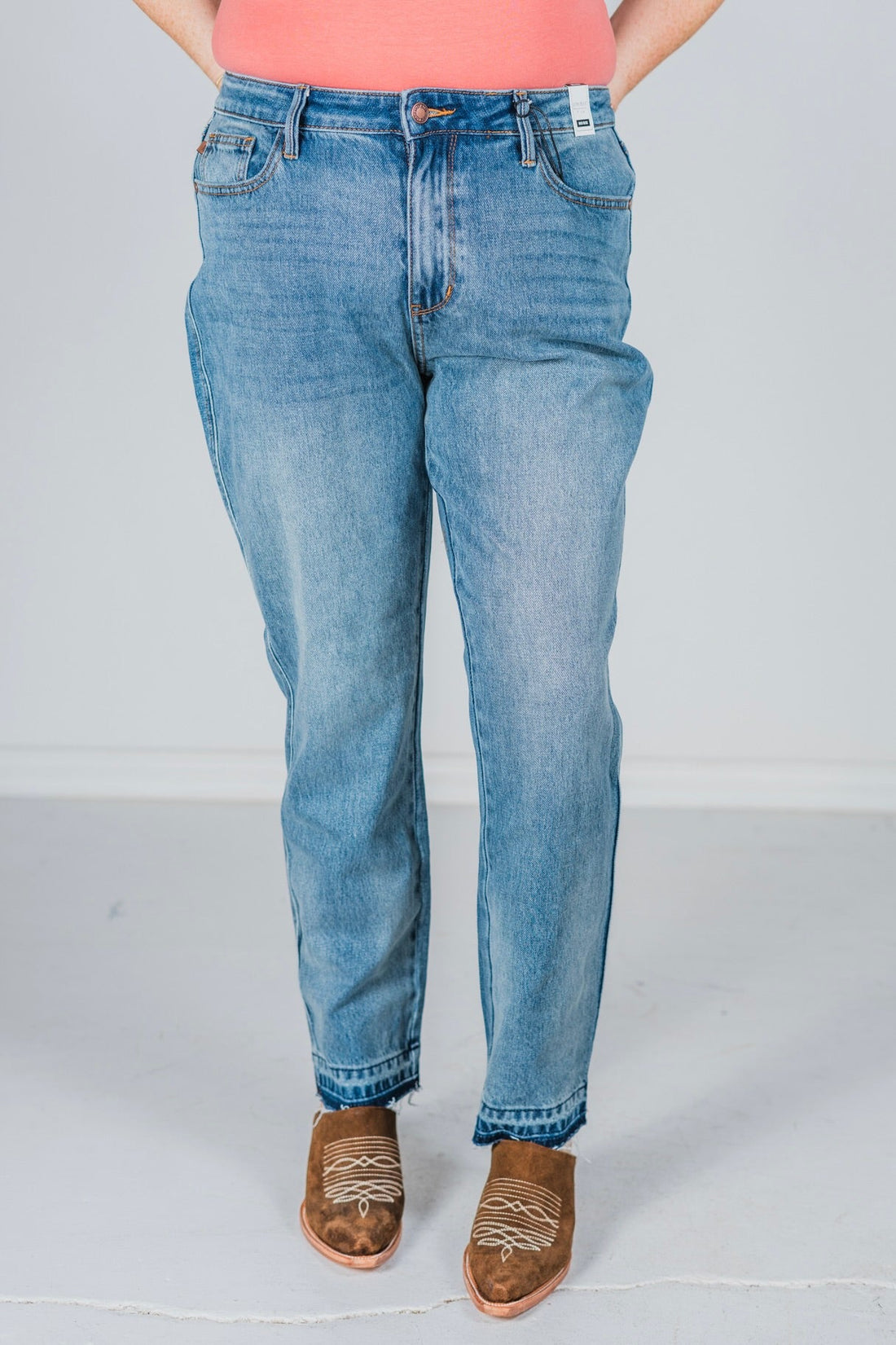 Judy Blue Mid - Rise Rigid Magic Release Boyfriend Jeans - Whiskey Skies - JUDY BLUE