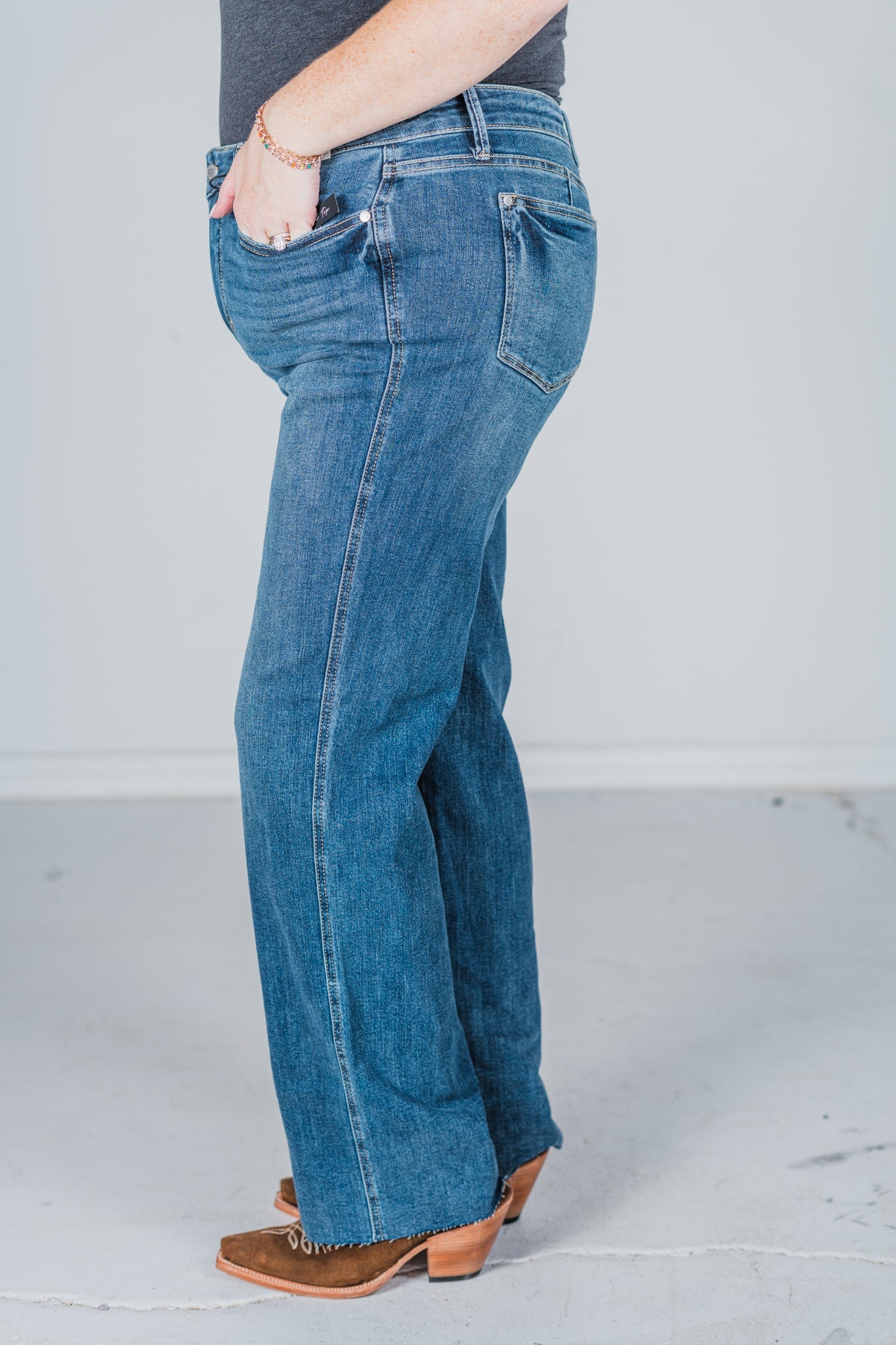 Judy Blue Mid - Rise Tummy Control Vintage Straight Leg Jeans - Whiskey Skies - JUDY BLUE