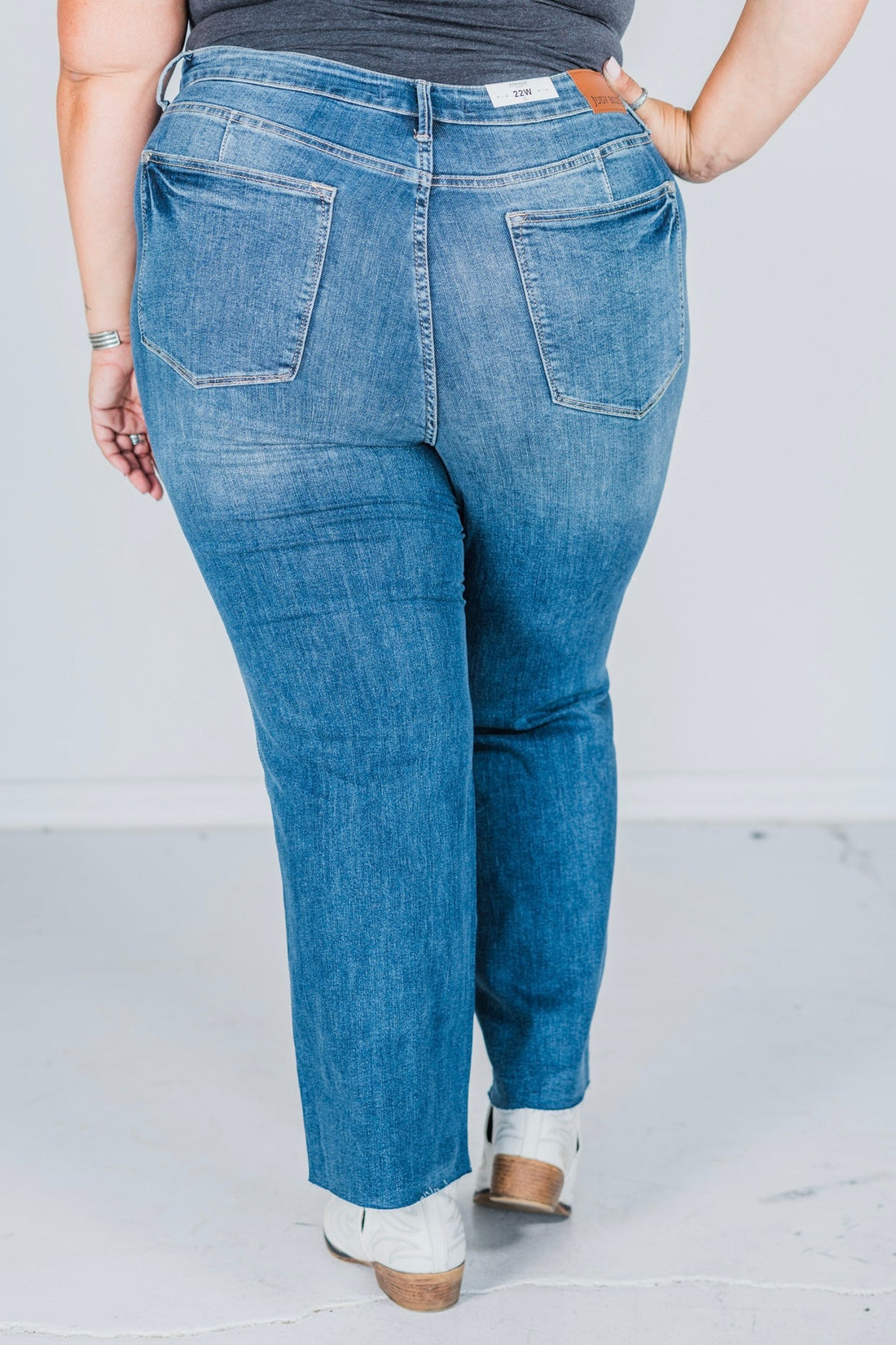 Judy Blue Mid - Rise Tummy Control Vintage Straight Leg Jeans - Whiskey Skies - JUDY BLUE