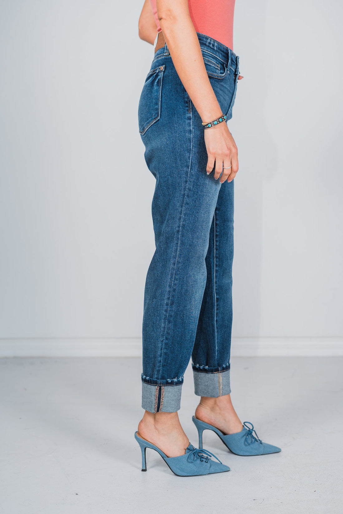 Judy Blue Mid - Rise Vintage Wash Cuffed Boyfriend Jeans - Whiskey Skies - JUDY BLUE