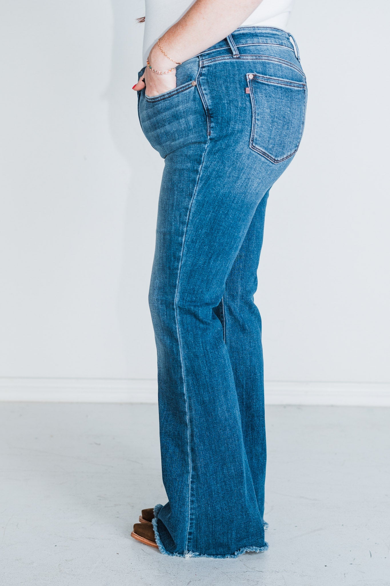 Judy Blue Mid - Rise Vintage Wash Flare Jeans w/ Destroy Fray Hem - Whiskey Skies - JUDY BLUE