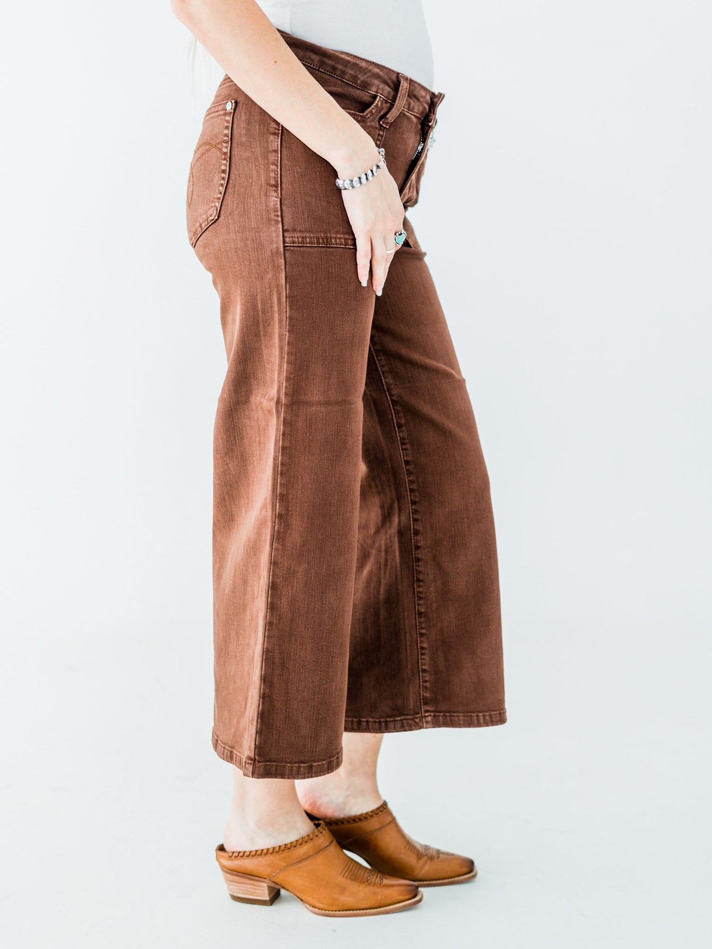 Judy Blue Mid - Rise Wide Leg Cropped Maple Garment Dyed Utility Pocket Jeans - Whiskey Skies - JUDY BLUE