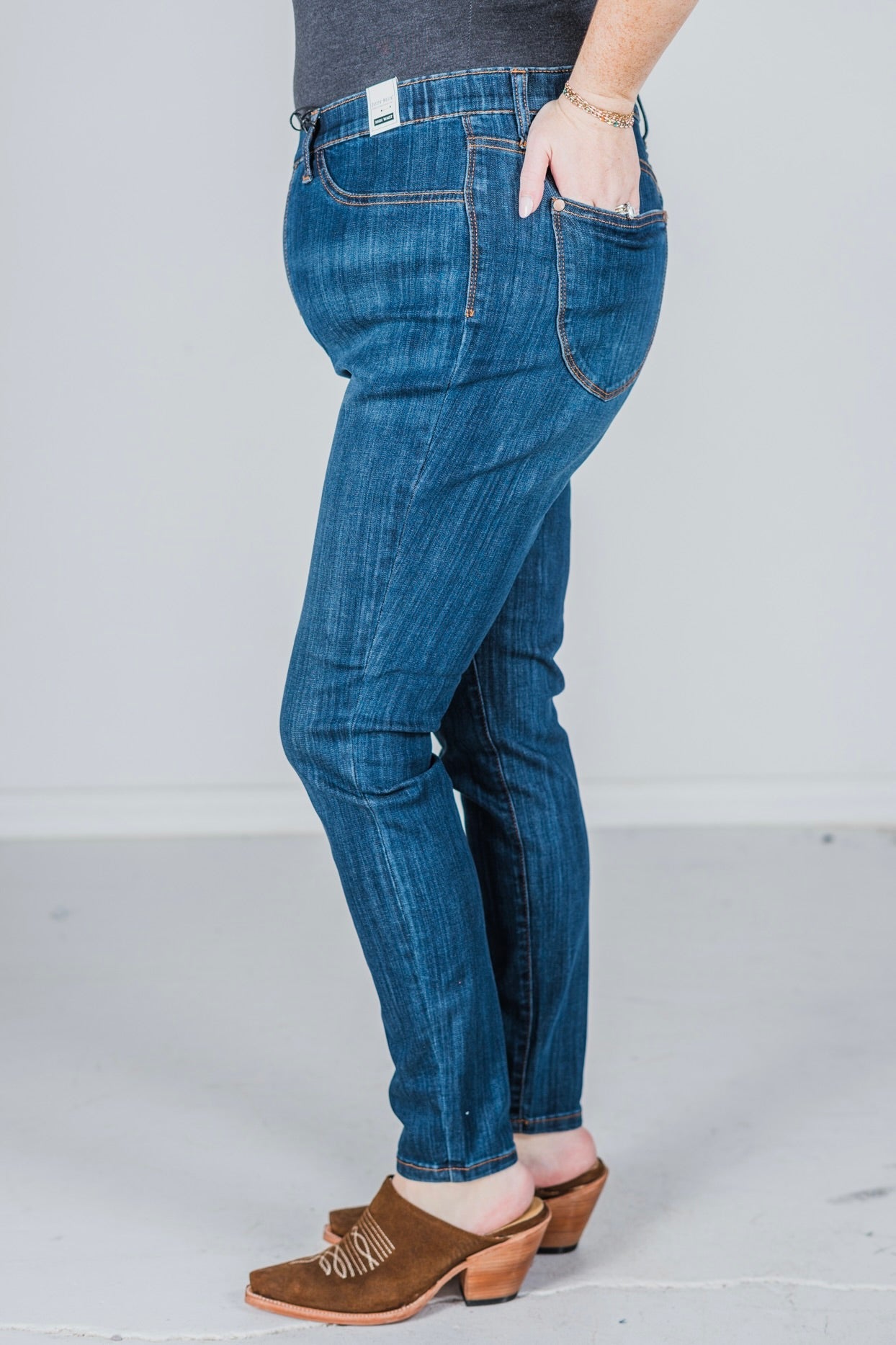 Judy Blue Pull On Skinny Jeggings