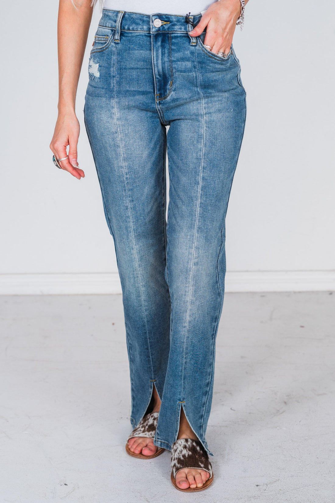 Judy Blue Vintage Wash Front Seam & Slit Straight Jeans - Whiskey Skies - JUDY BLUE