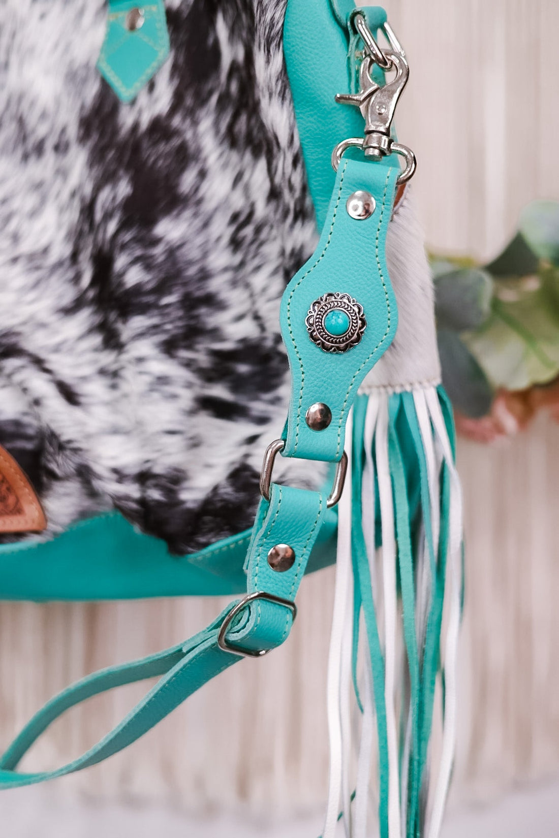 Juniper Trail Concealed - Carry Bag - Whiskey Skies - KHEMCHAND HANDICRAFT