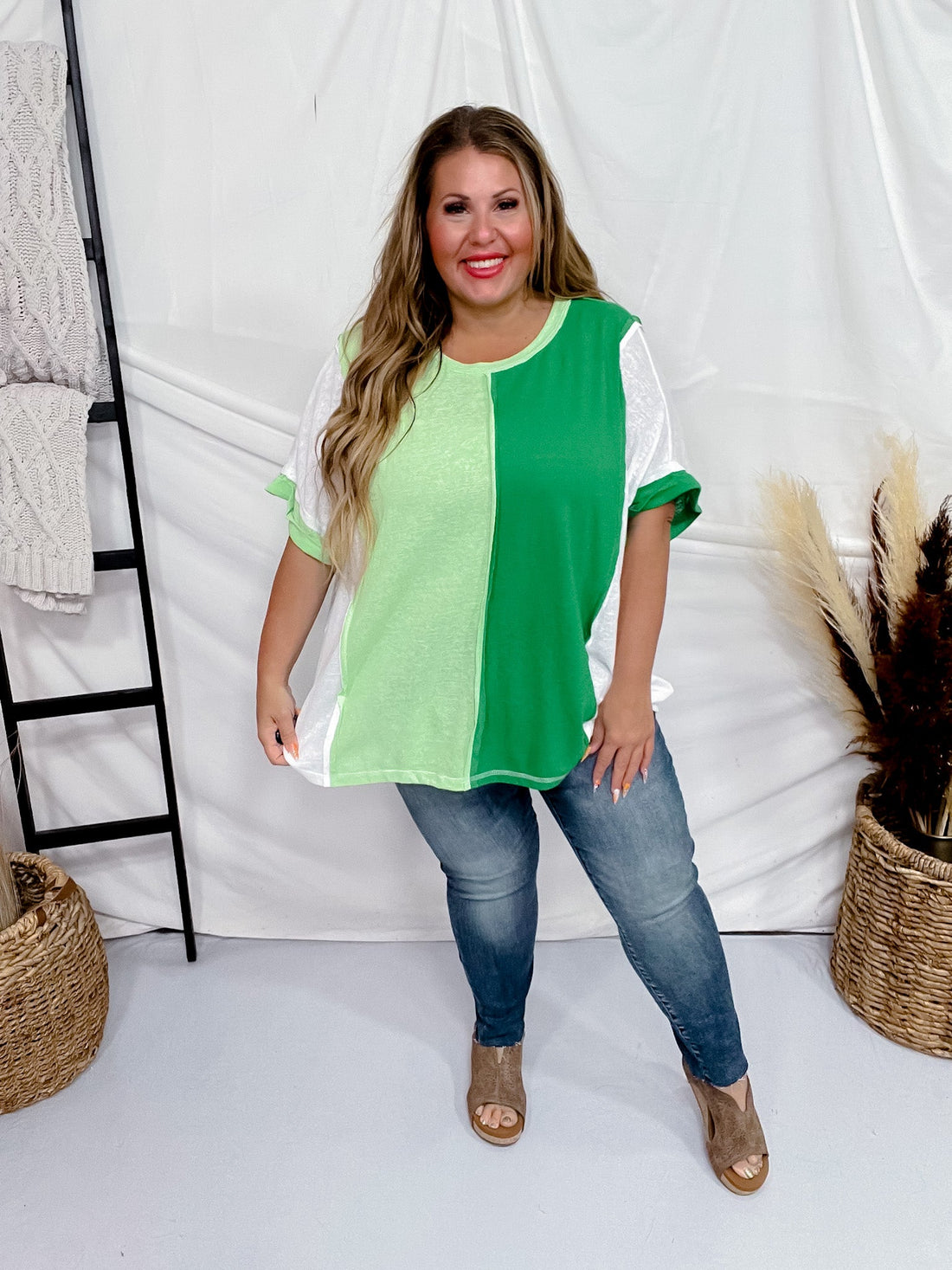 Kelly Green Colorblock Round Neck Top - Whiskey Skies - ANDREE BY UNIT