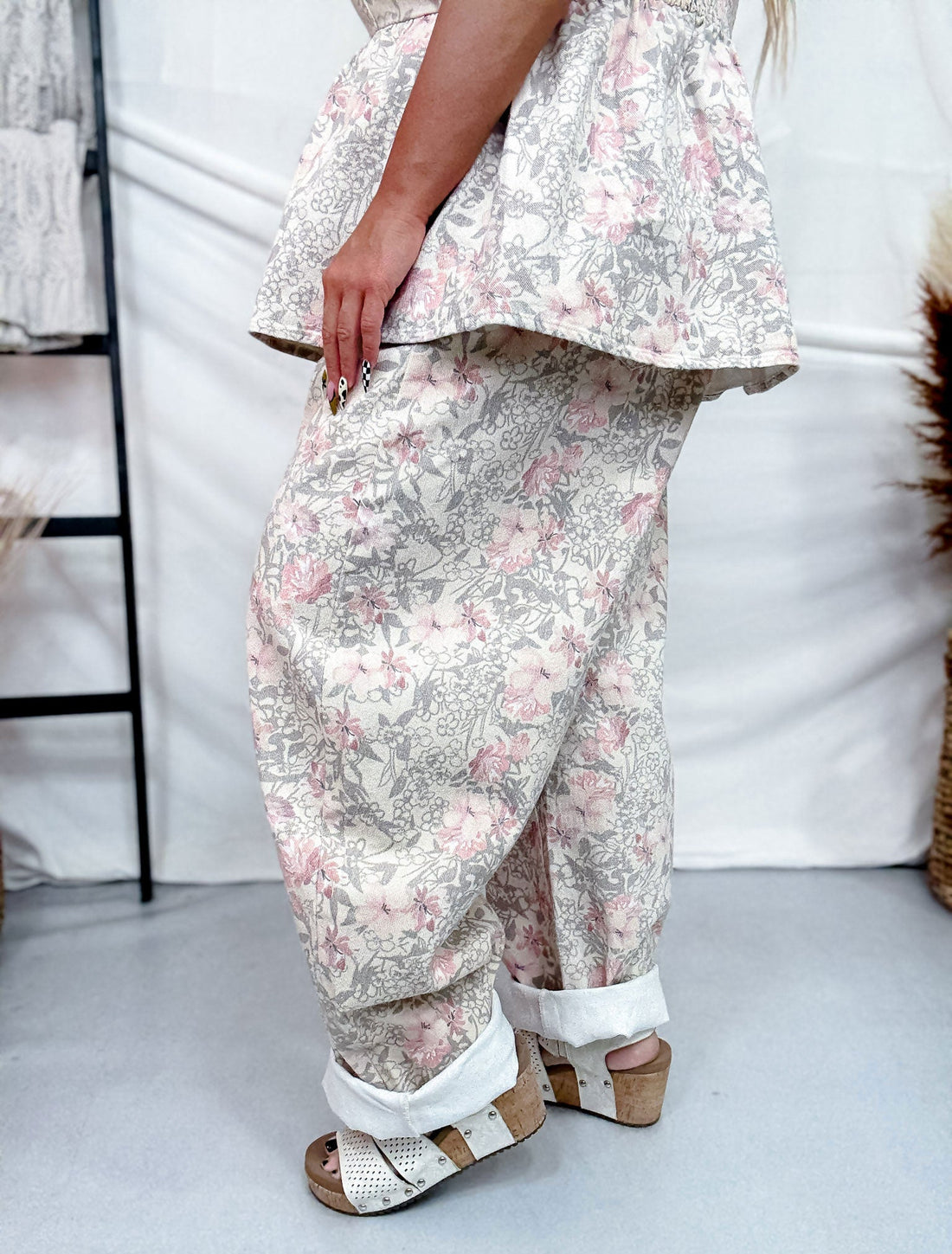 Khaki Floral Barrel Leg Pants - Whiskey Skies - DAVI & DANI