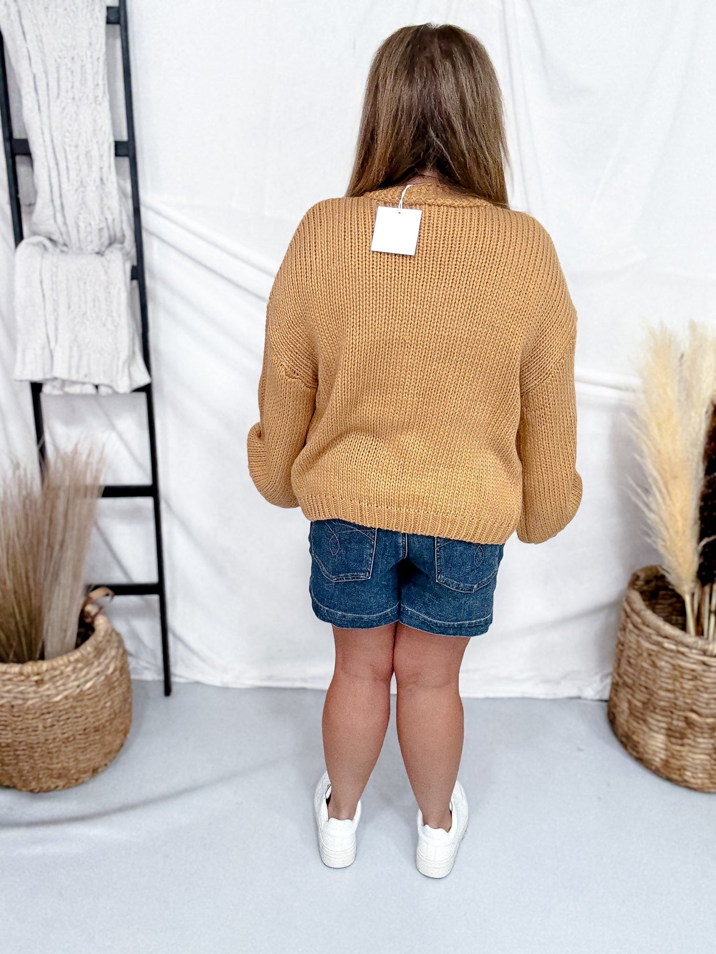 Knit Cardigan with Daisies in Camel Brown - Whiskey Skies - POLAGRAM + BAEVELY