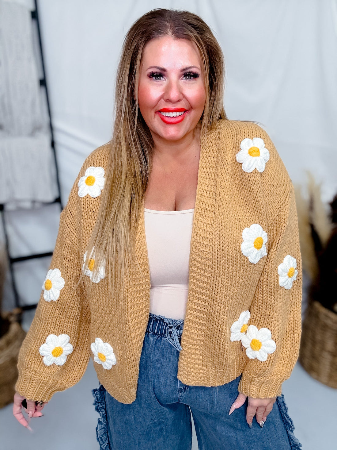 Knit Cardigan with Daisies in Camel Brown - Whiskey Skies - POLAGRAM + BAEVELY