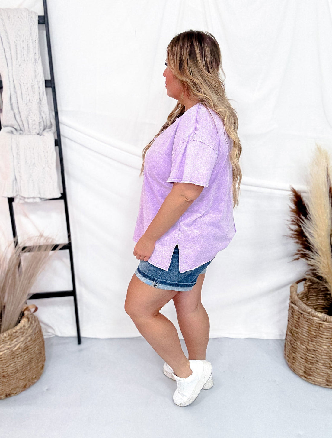 Lavender Short Sleeve Top with Side Slits - Whiskey Skies - WHITE BIRCH
