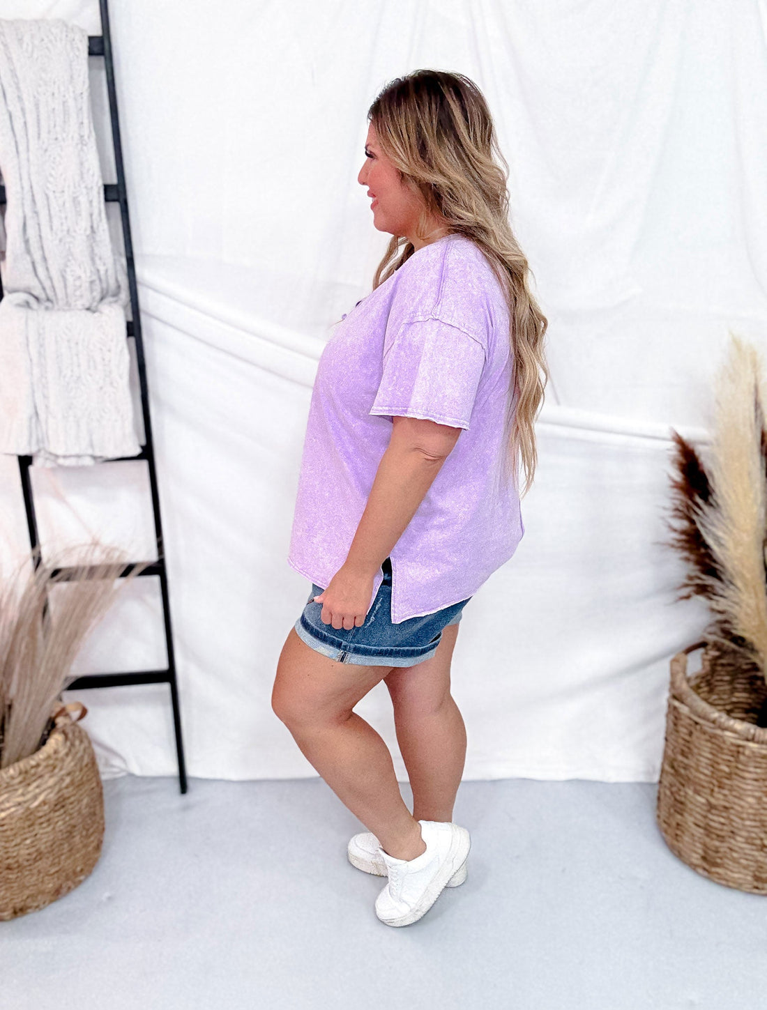 Lavender Short Sleeve Top with Side Slits - Whiskey Skies - WHITE BIRCH