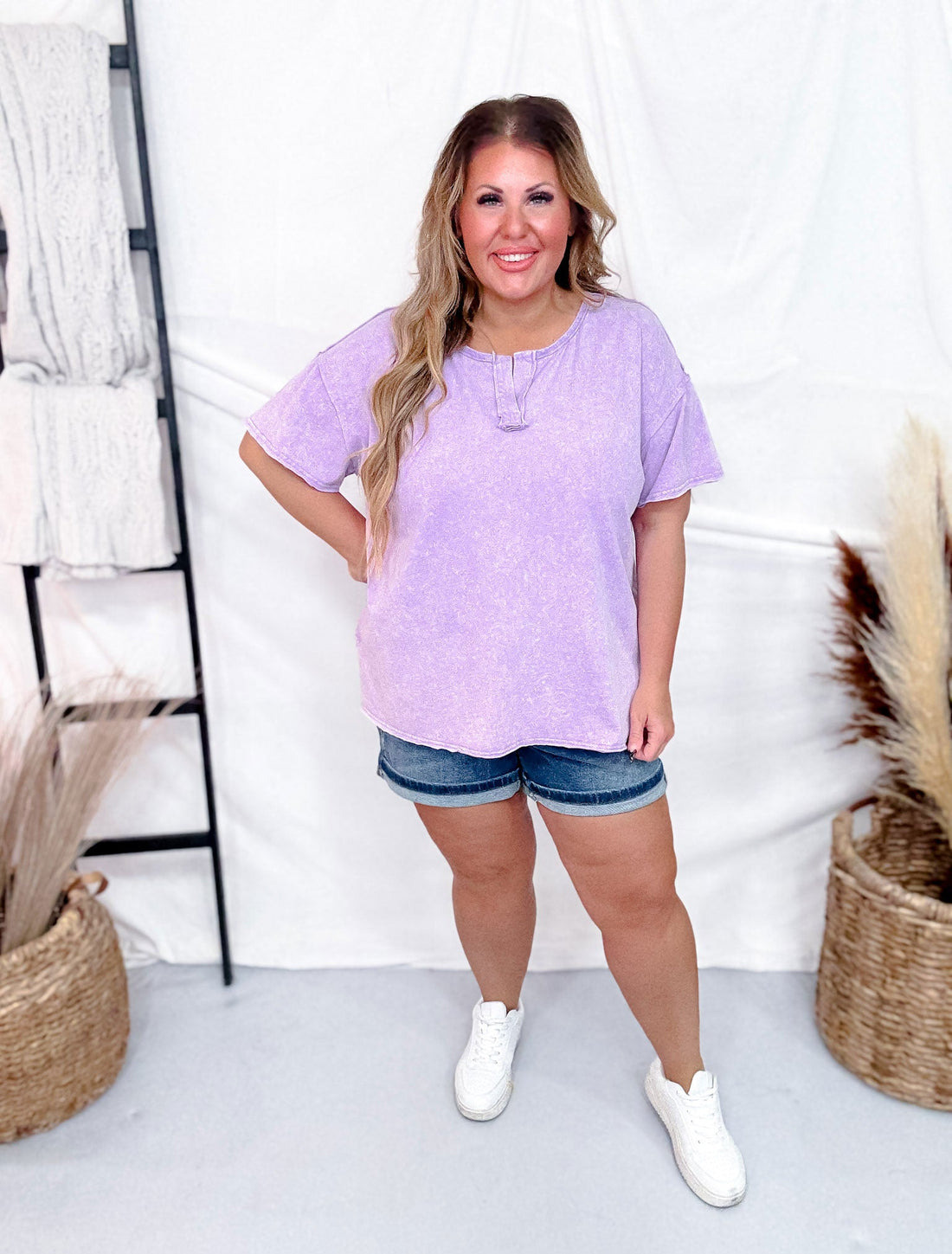 Lavender Short Sleeve Top with Side Slits - Whiskey Skies - WHITE BIRCH