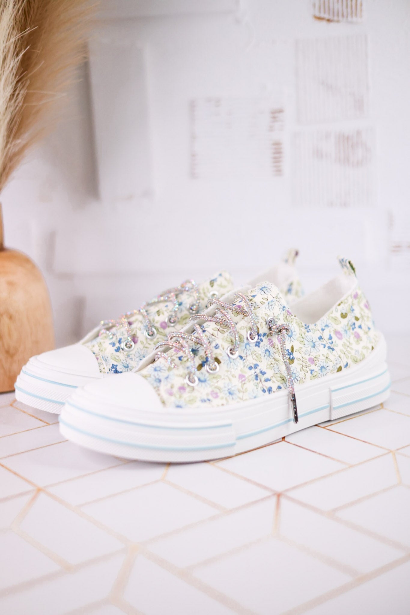 Light Blue Floral Aman Sneakers With Rhinestone Laces - Whiskey Skies - VERY G