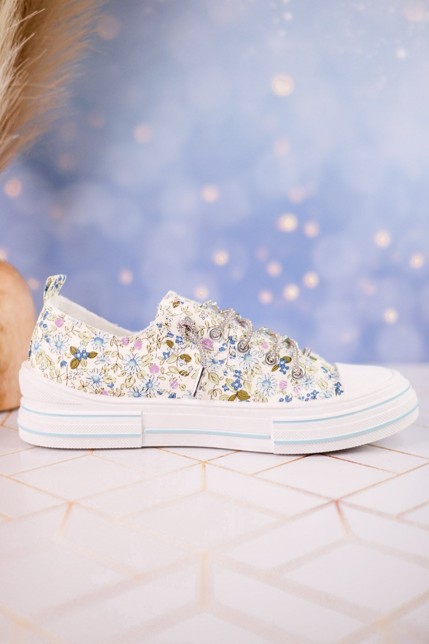 Light Blue Floral Aman Sneakers With Rhinestone Laces - Whiskey Skies - VERY G