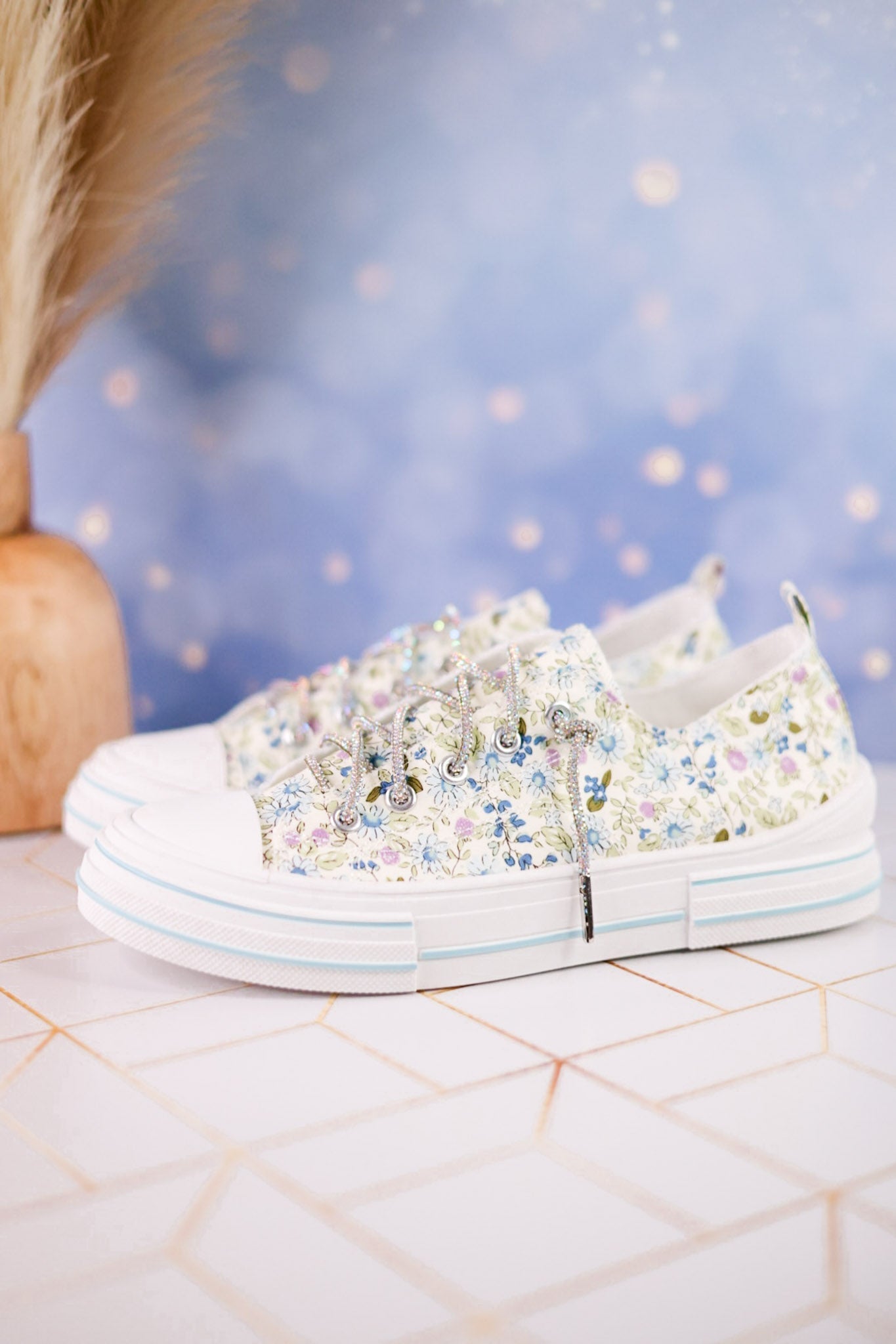 Light Blue Floral Aman Sneakers With Rhinestone Laces - Whiskey Skies - VERY G