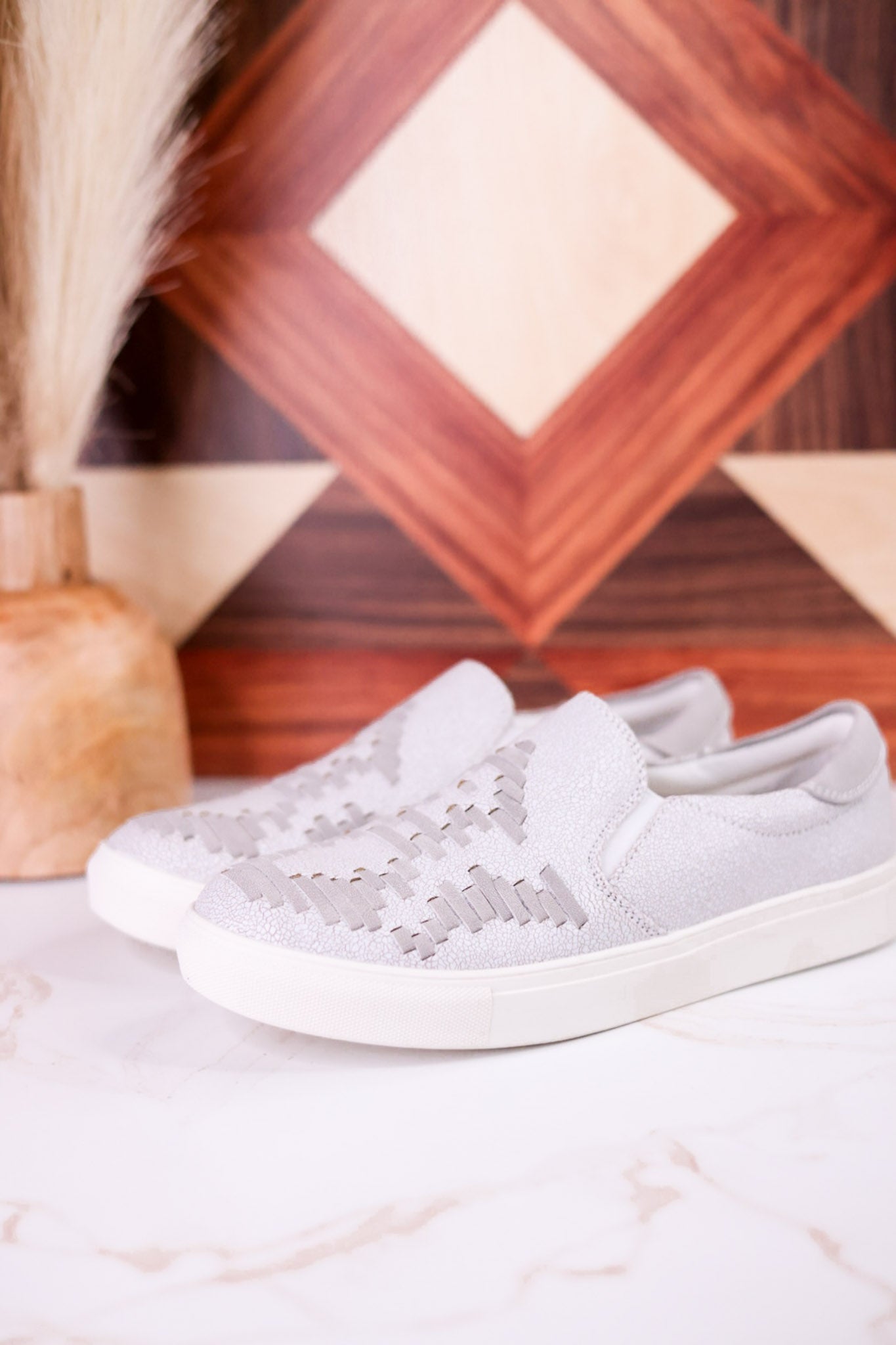 Light Gray Crackle Marian Slip On Sneakers - Whiskey Skies - VERY G