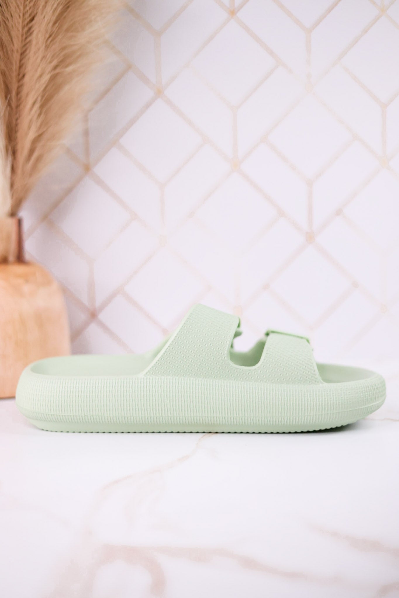 Light Green Cushioned Waterproof Sandals - Whiskey Skies - SPRING FOOTWEAR