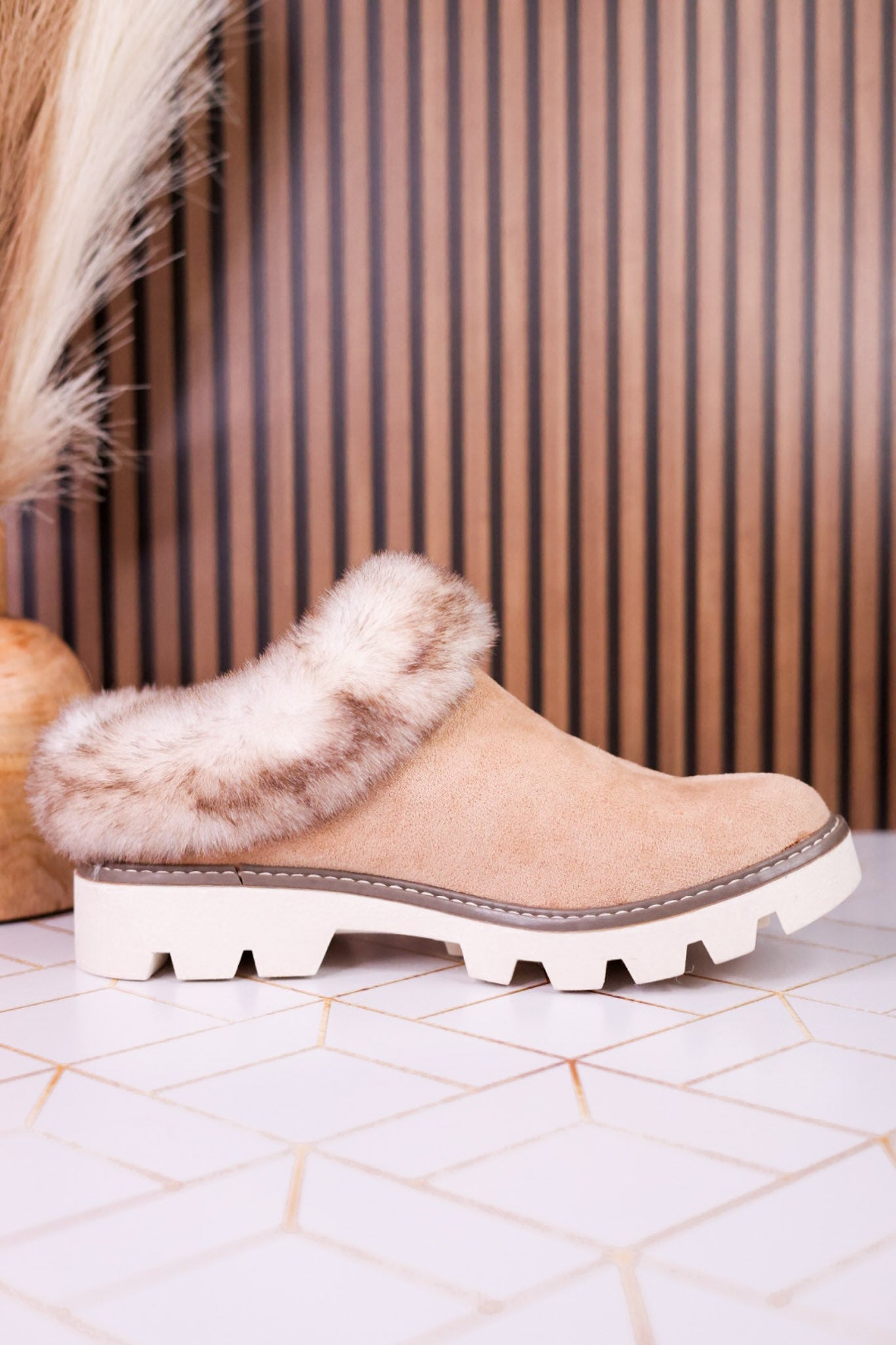 Light Taupe Mahika Fur Lined Clog - Whiskey Skies - VERY G