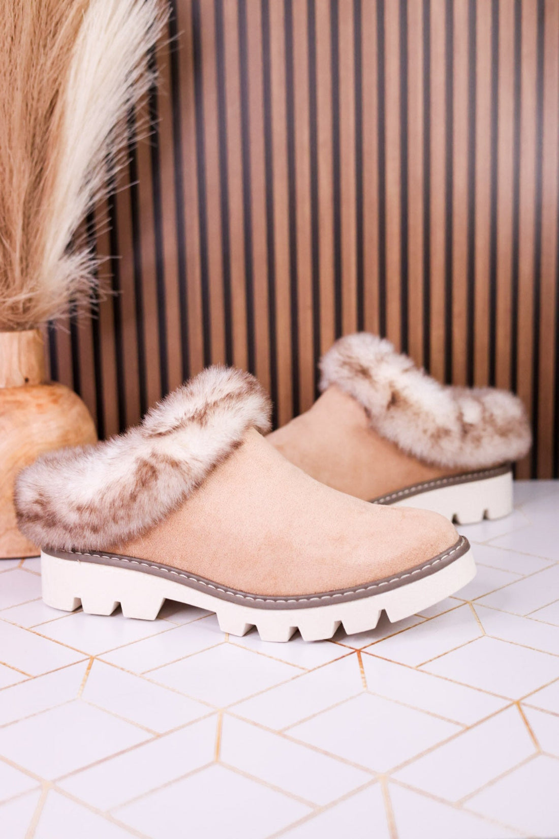 Light Taupe Mahika Fur Lined Clog - Whiskey Skies - VERY G