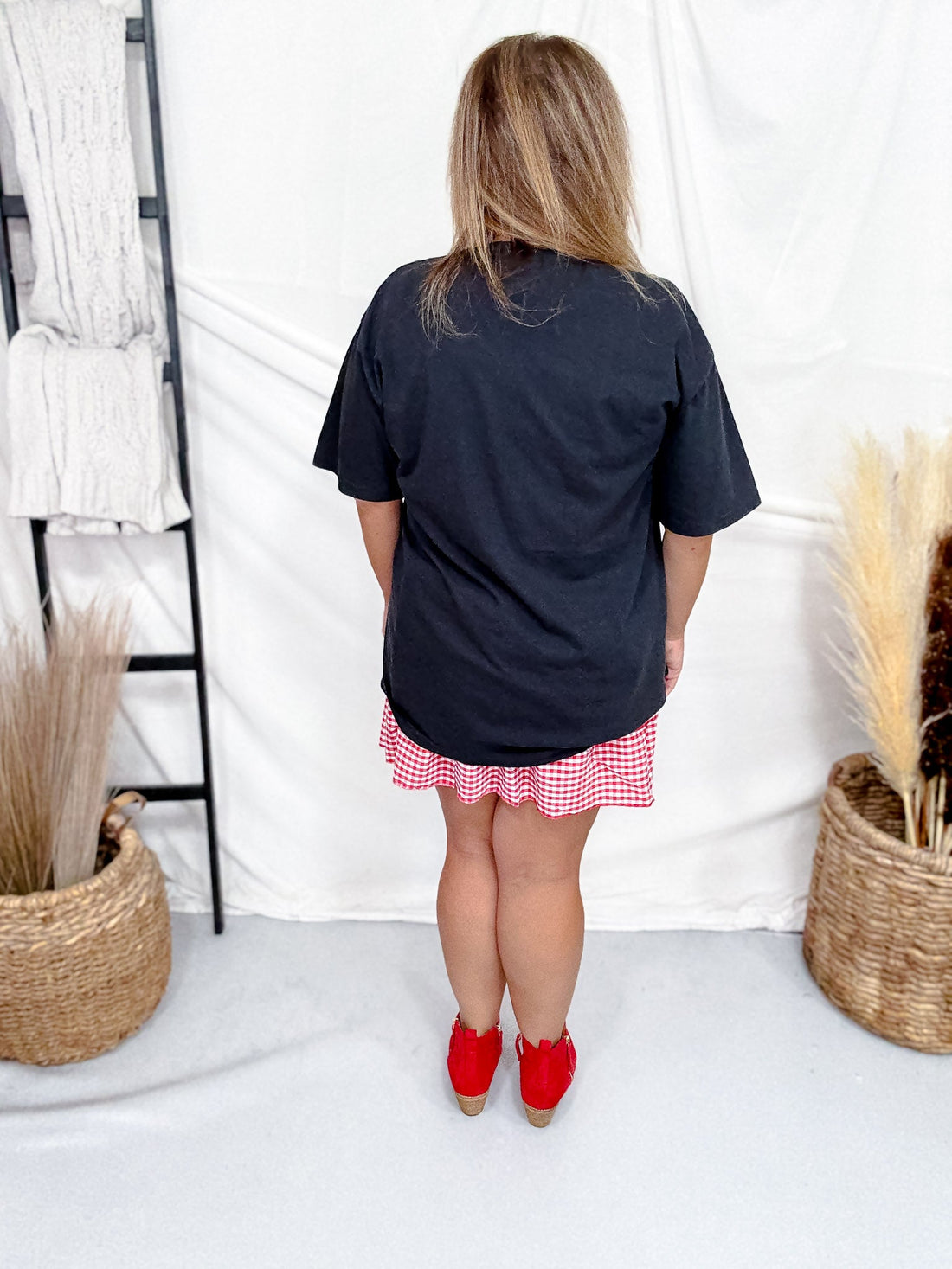 Lollipop Highland Cow With Hearts Short Sleeve Graphic Tee - Whiskey Skies - GLAIME