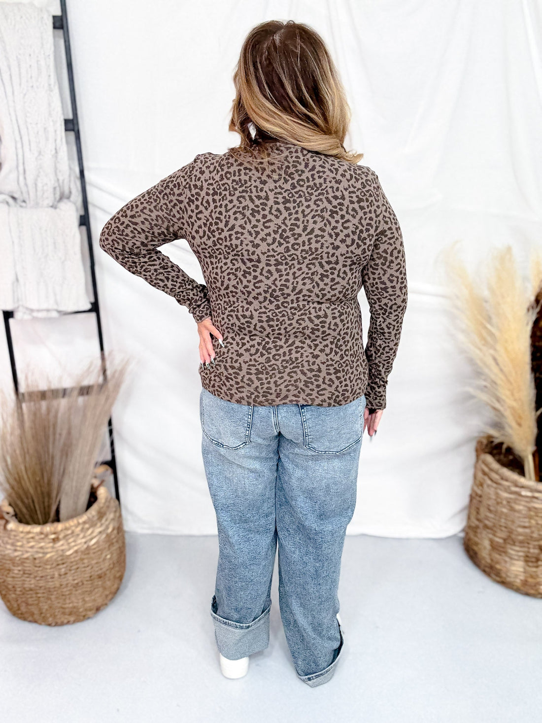 Long Sleeve Leopard Print Knit Top W/ Mock Neck - Whiskey Skies - WHITE BIRCH