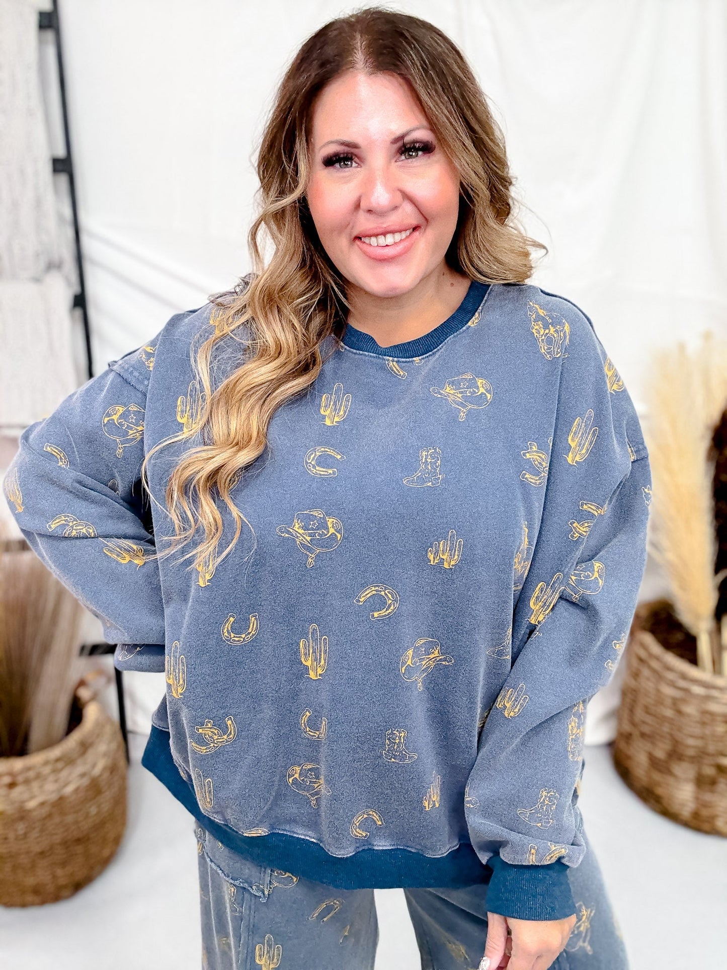 Long Sleeve Western Print Mineral Washed Pullover Sweater - Whiskey Skies - EASEL