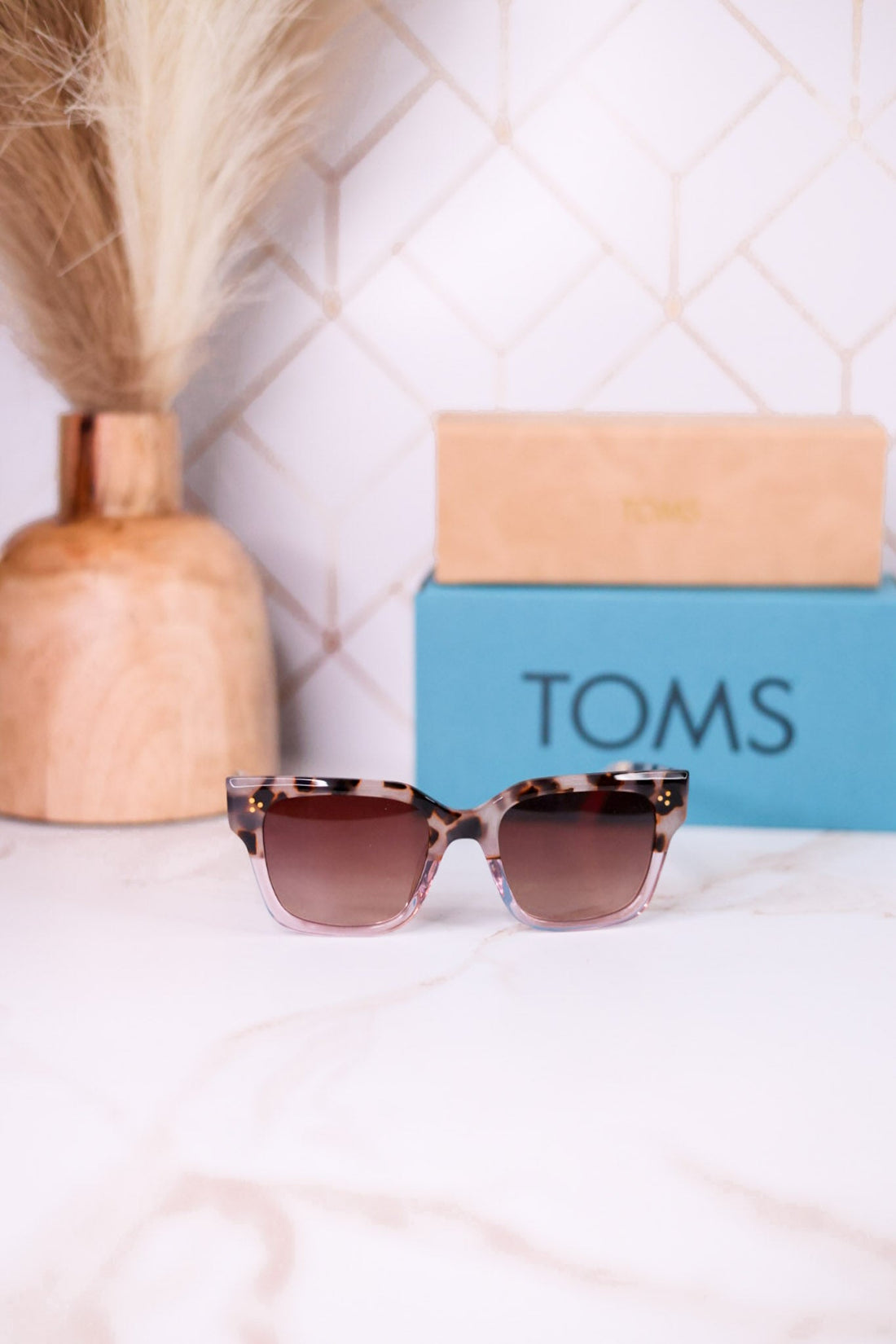 Madison Sunglasses In Vintage Tortoise Pink Fade - Whiskey Skies - TOMS