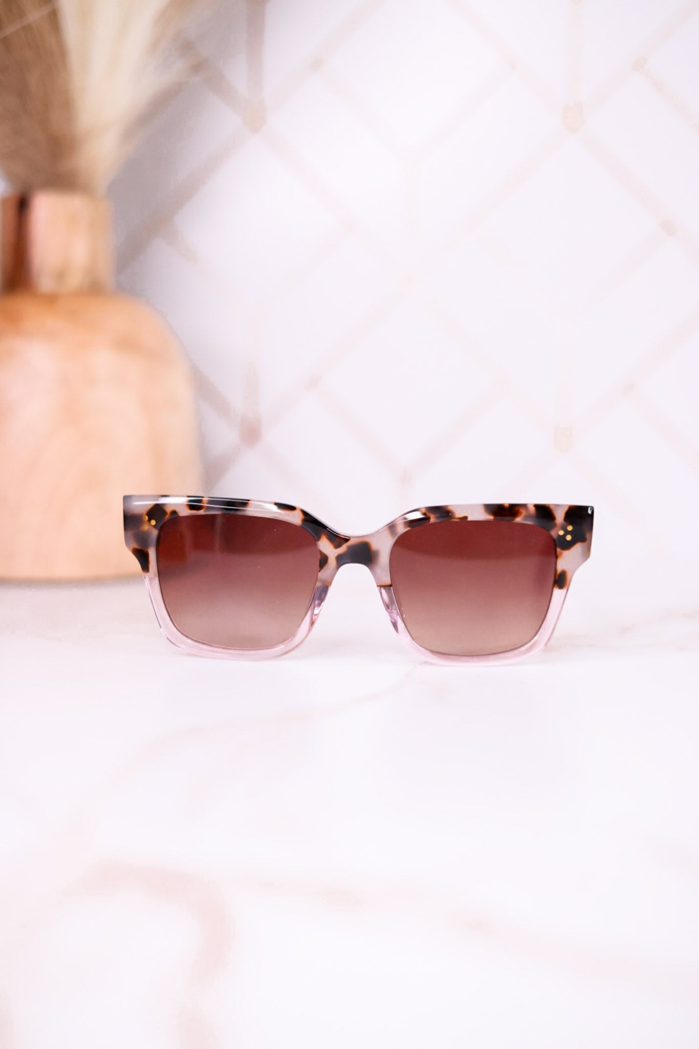 Madison Sunglasses In Vintage Tortoise Pink Fade - Whiskey Skies - TOMS