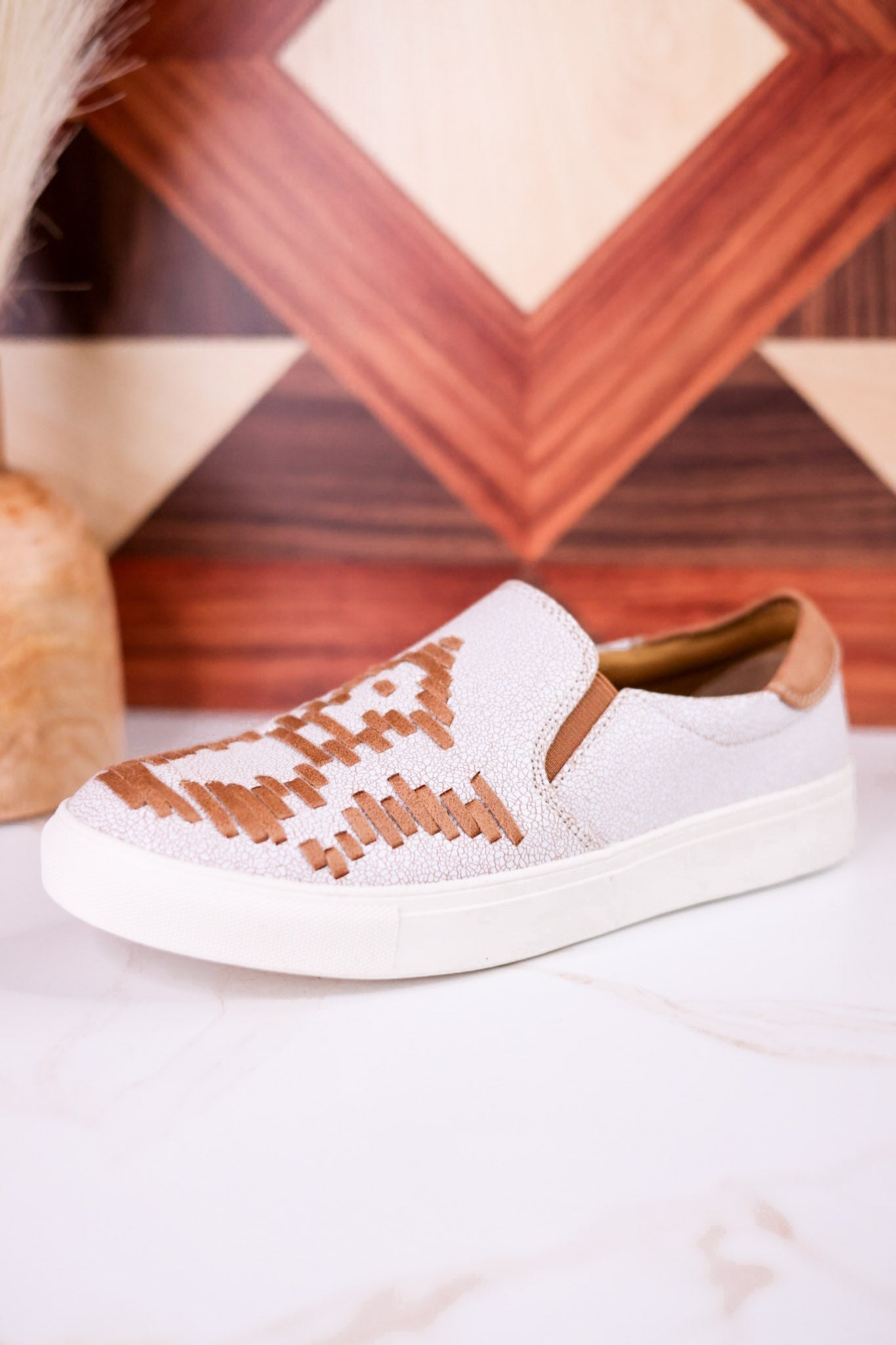 Marian Tan Crackle Slip On Sneakers - Whiskey Skies - VERY G