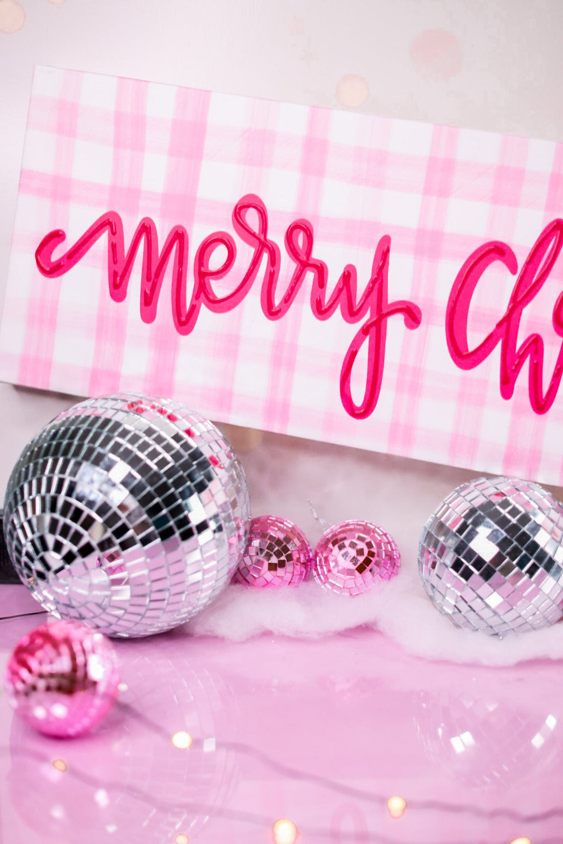 "Merry Christmas" Pink Gingham Sign - Whiskey Skies - RAZ IMPORTS