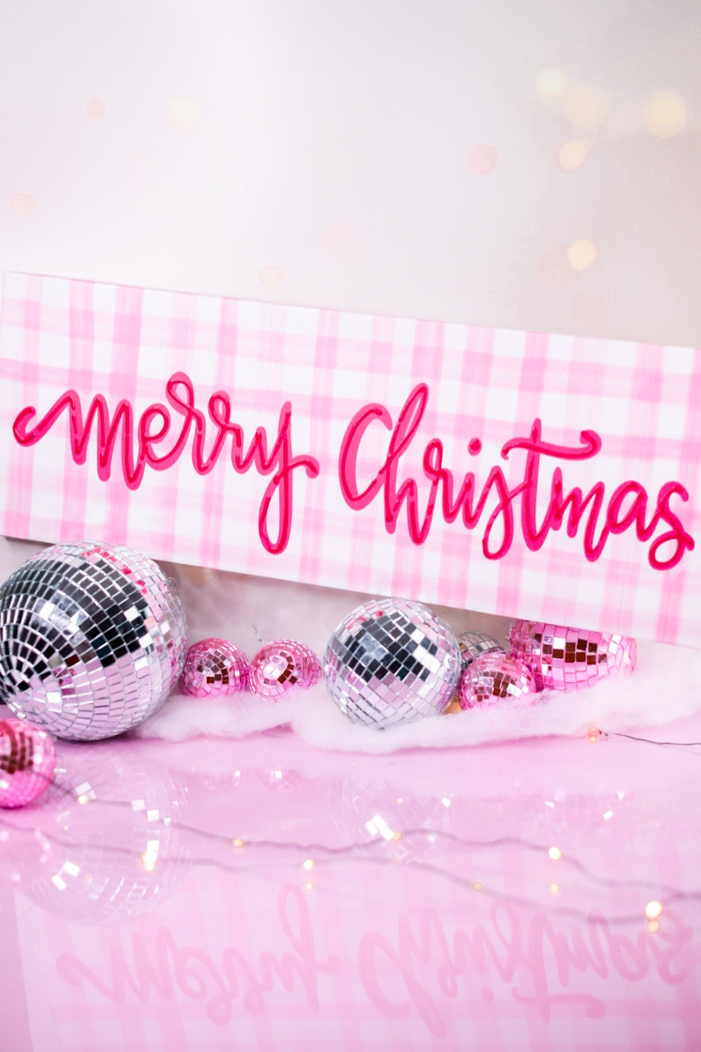 "Merry Christmas" Pink Gingham Sign - Whiskey Skies - RAZ IMPORTS