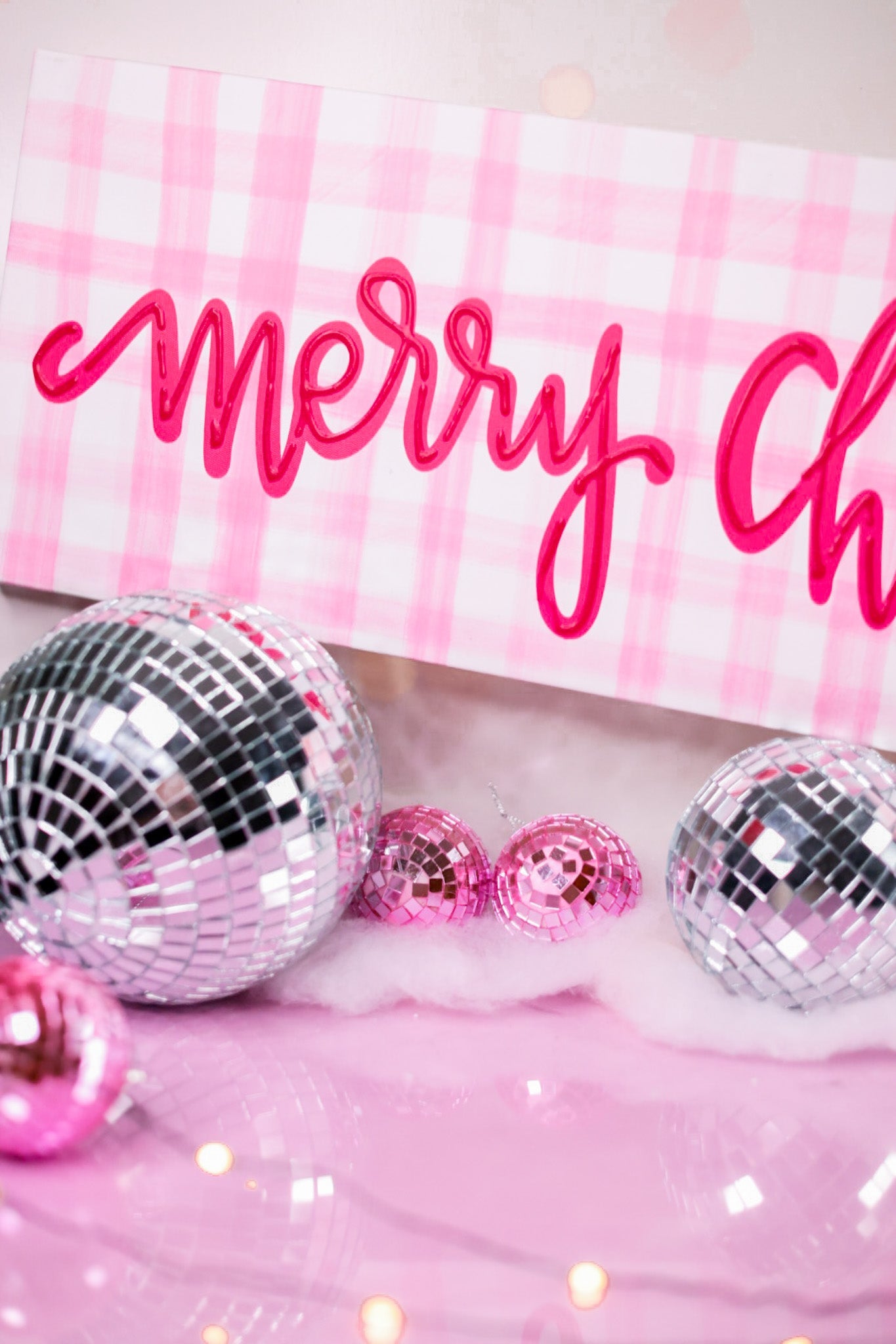 "Merry Christmas" Pink Gingham Sign - Whiskey Skies - RAZ IMPORTS