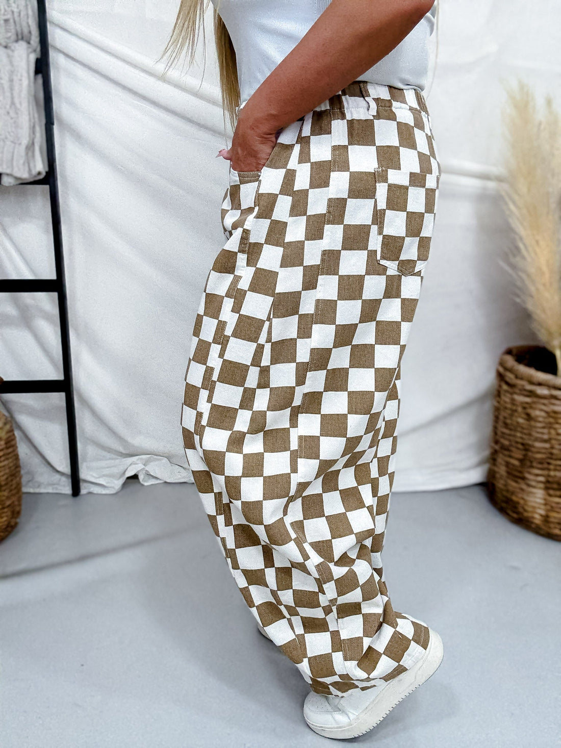 Mocha & White Checkered Barrel Leg Pants - Whiskey Skies - ODDI