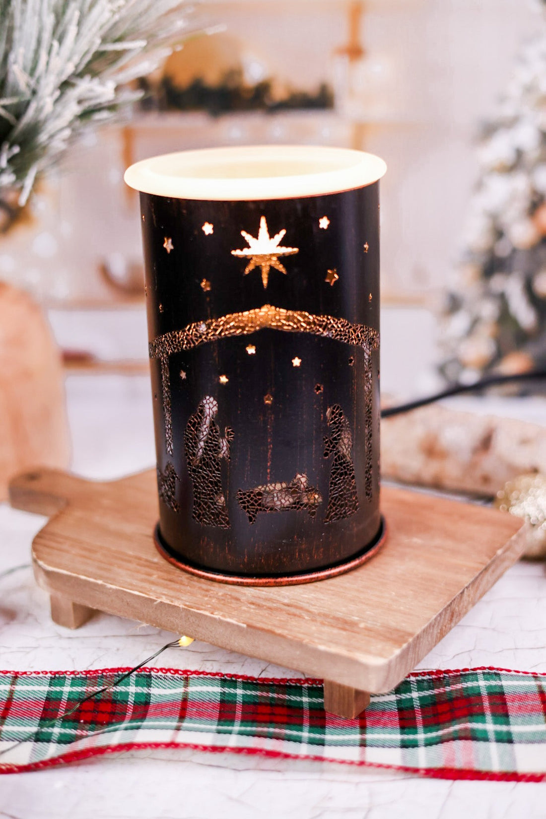 Nativity Scene Illuminated Fragrance Warmer - Whiskey Skies - CANDLE WARMERS ETC