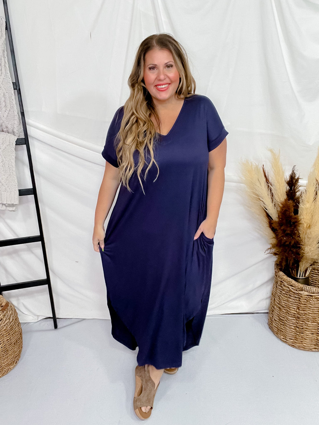 Navy Jersey Knit V - Neck Maxi Dress - Whiskey Skies - ENTRO