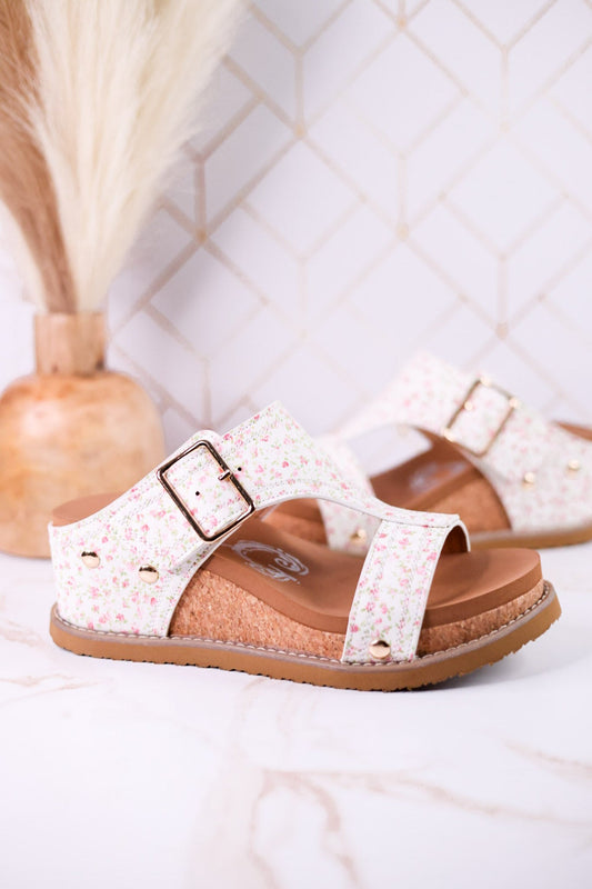 "Noah" White Wedges With Ditzy Pink Floral Print - Whiskey Skies - VERY G
