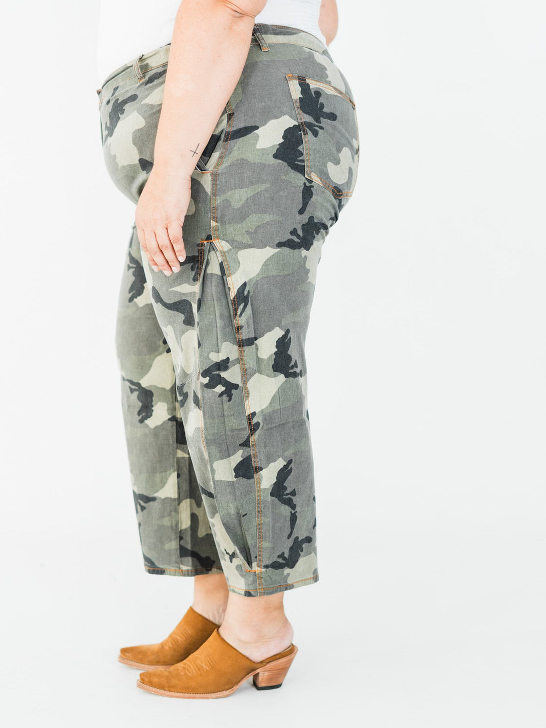 Olive & Gray Camo Print Cropped Barrel Leg Pants - Whiskey Skies - EASEL