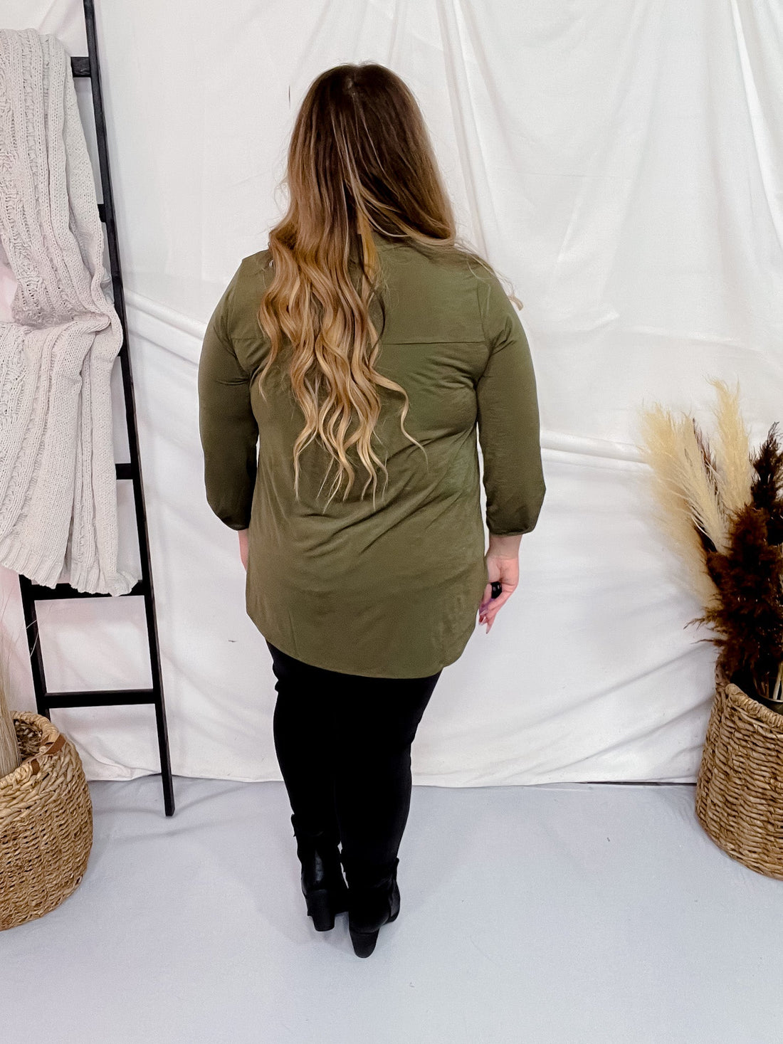 Olive Signature 3/4 Sleeve Lizzy Top - Whiskey Skies - DEAR SCARLETT