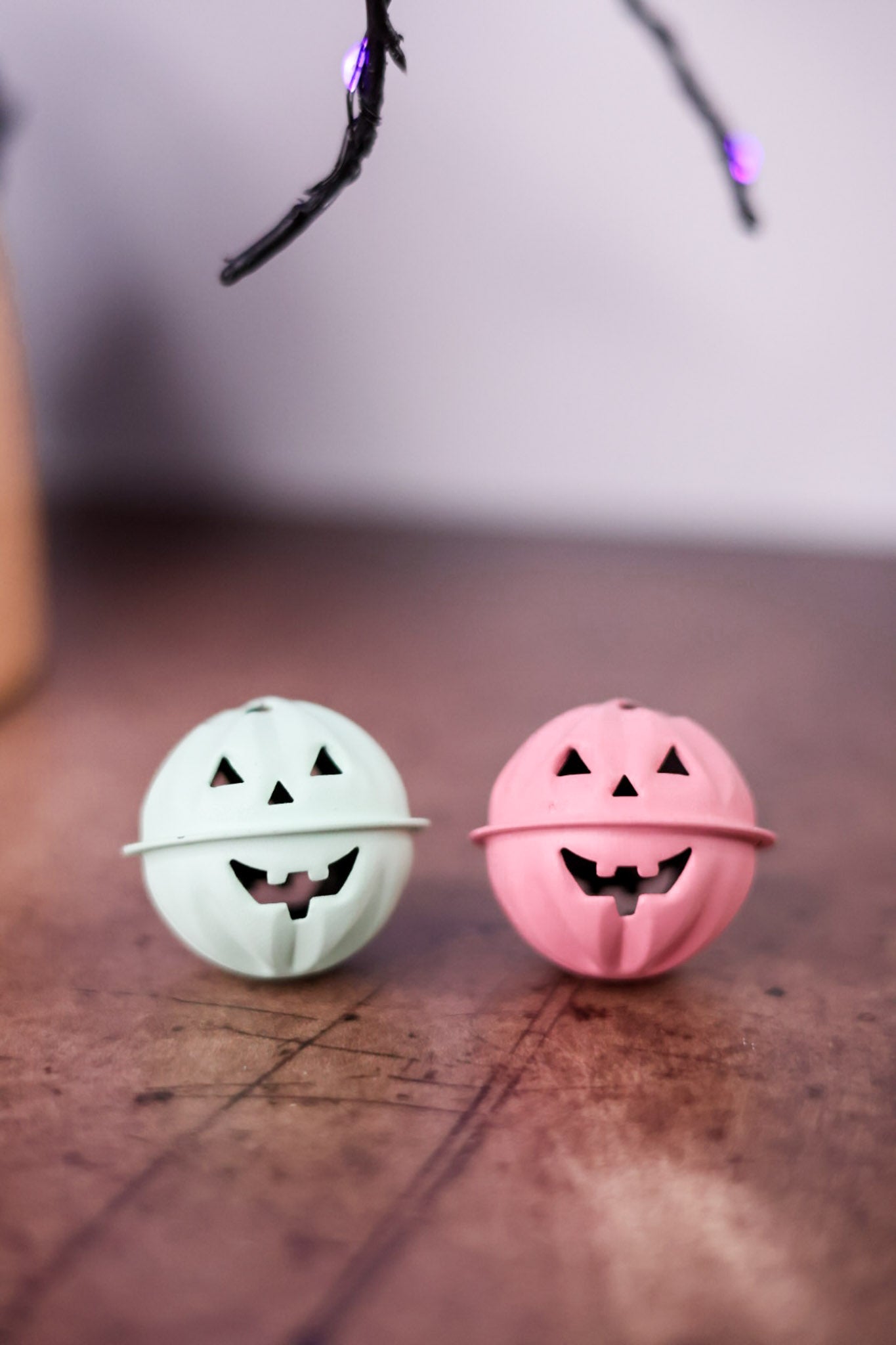 Pastel Metal Jack - O - Lantern Bells (2 Colors) - Whiskey Skies - TRANSPAC
