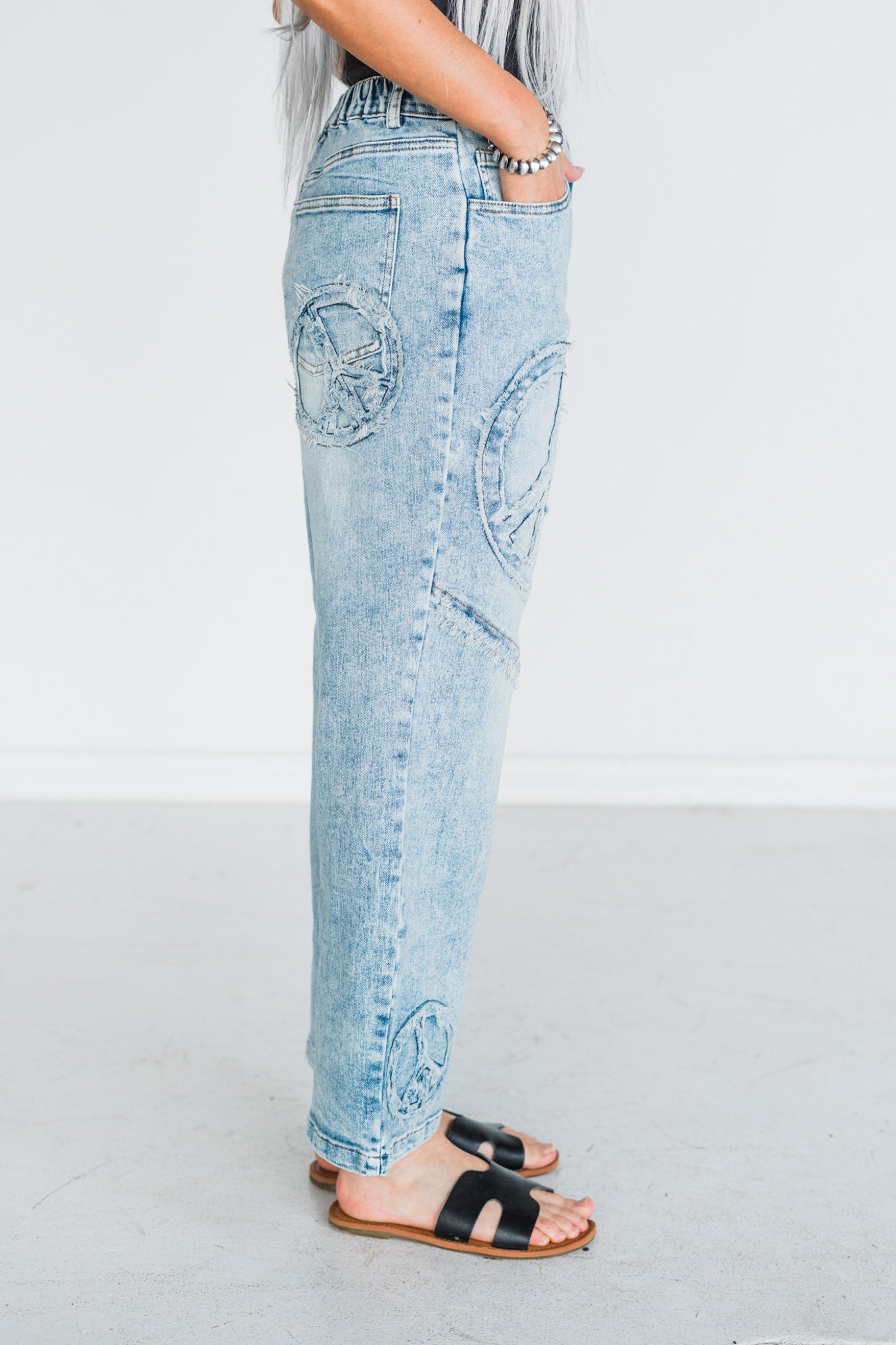 Peace Sign Patch Light Wash Straight Denim Jeans - Whiskey Skies - DAVI & DANI