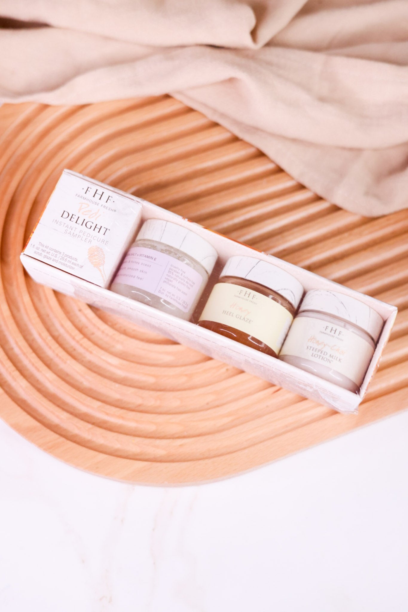 Pedi Delight Instant Pedicure Sampler Set Of Three - Whiskey Skies - FARMHOUSE FRESH