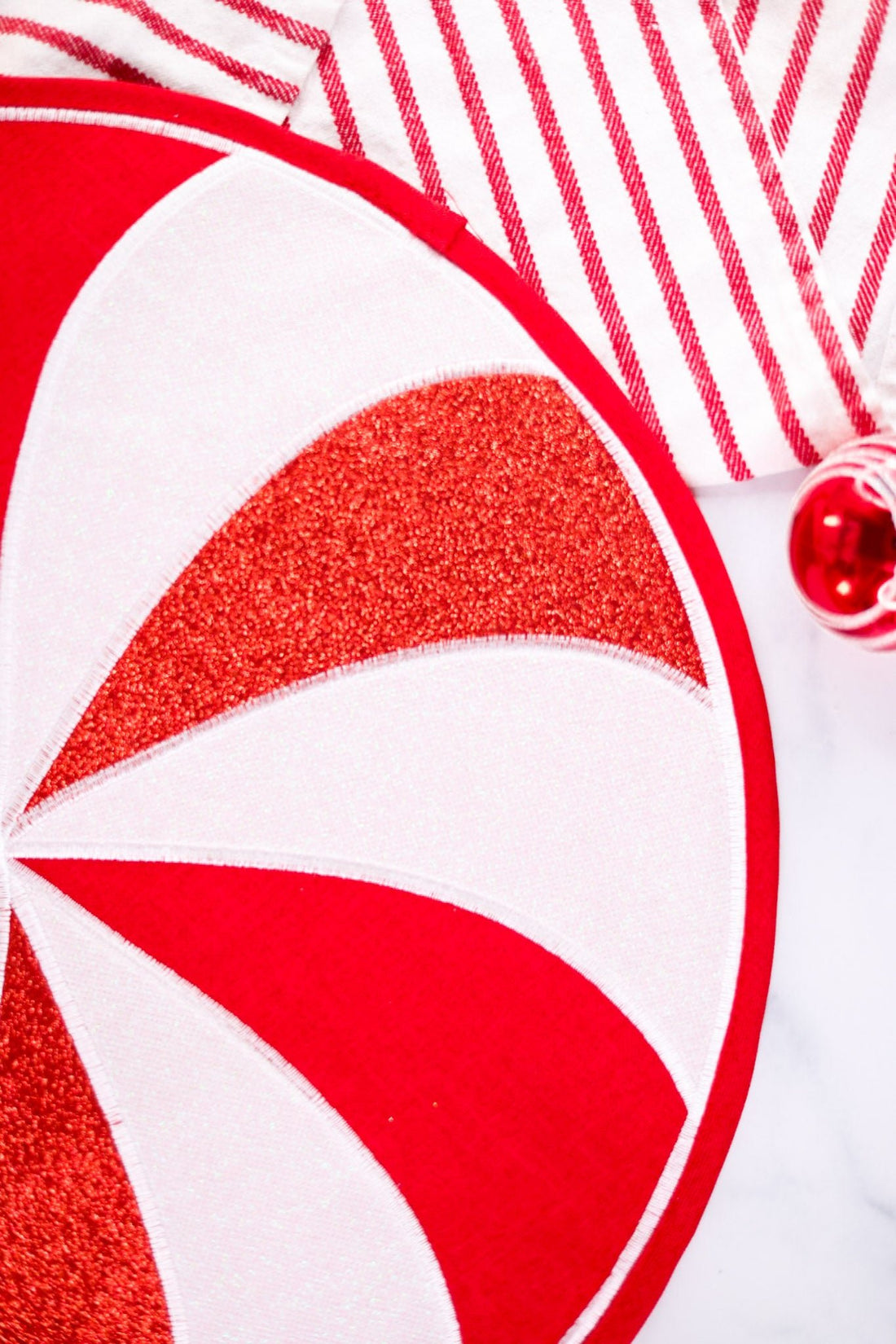 Peppermint Placemat - Whiskey Skies - C & F ENTERPRISES