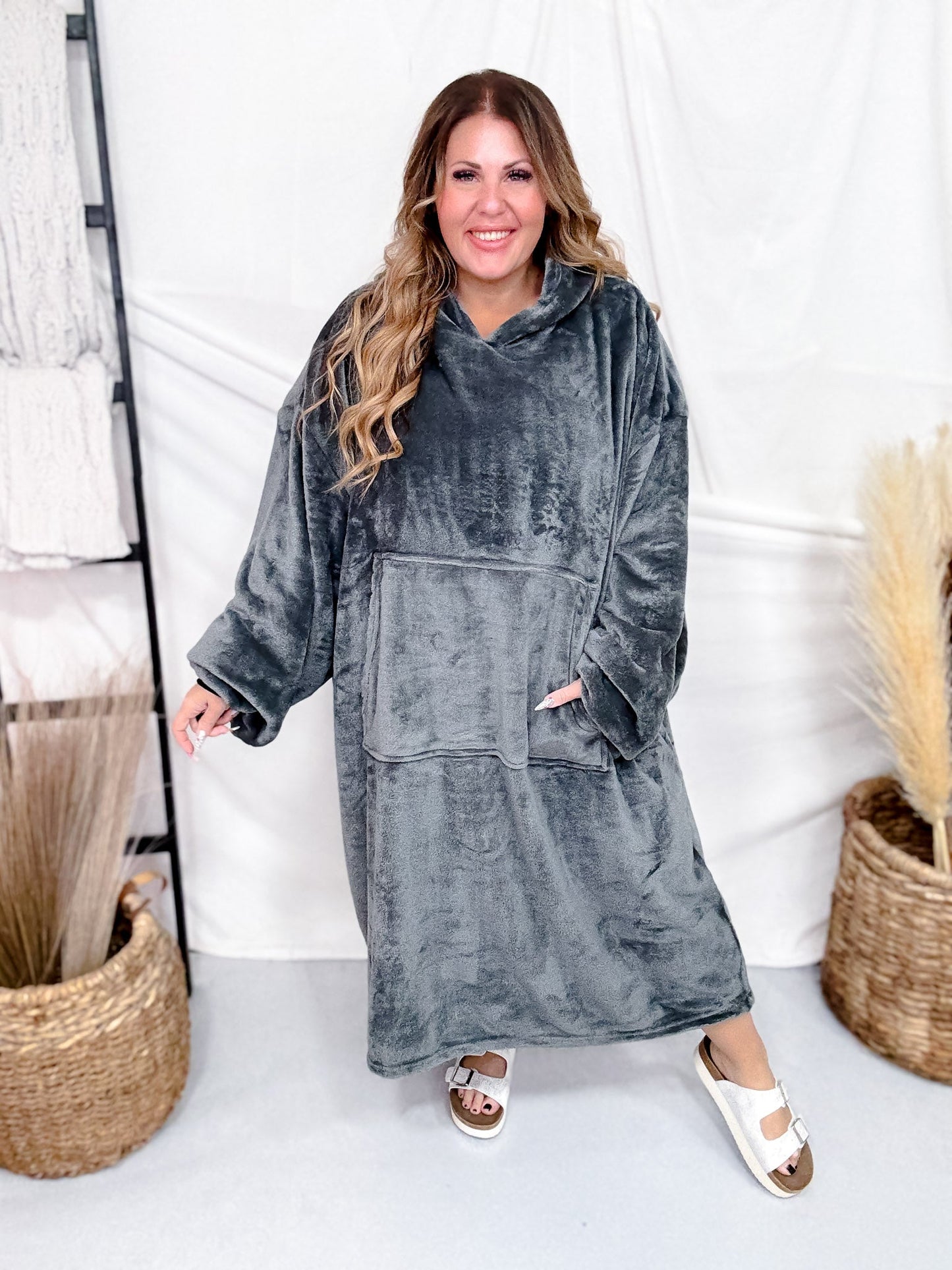 Perfect Grey Hooded Blanket - Whiskey Skies - CARSTEN'S ENTERPRISES INC.