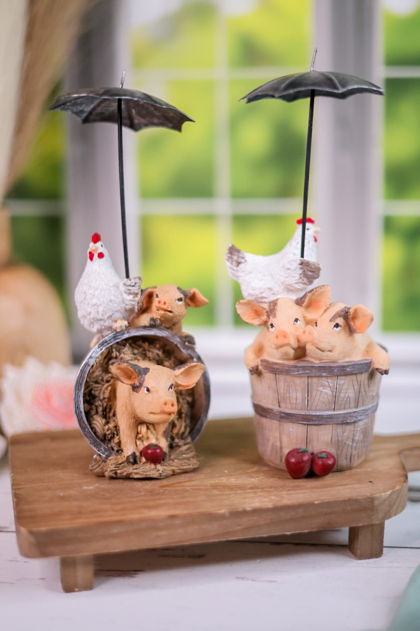 Pigs in a Barrel Resin Figurines - Whiskey Skies - TRANSPAC