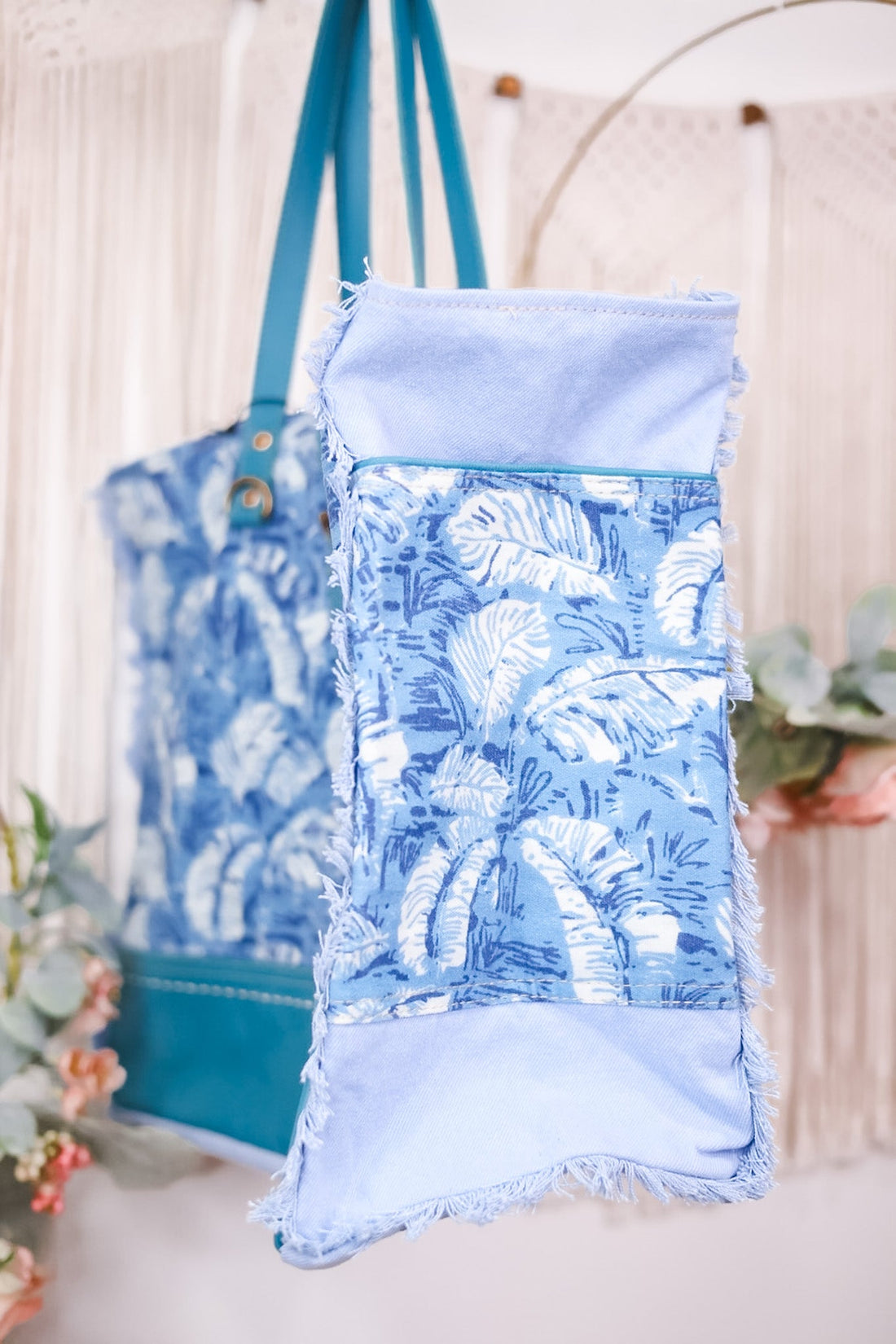 Pinadora Weekender Bag - Whiskey Skies - KHEMCHAND HANDICRAFT