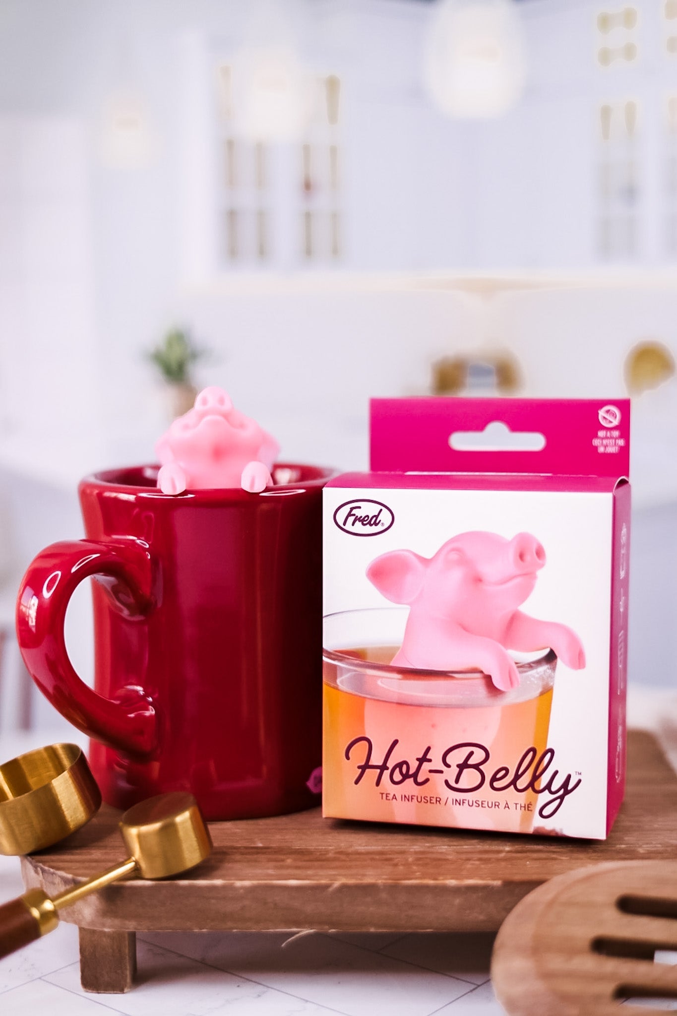 Pink Pig Tea Infuser - Whiskey Skies - FRED AND FRIENDS