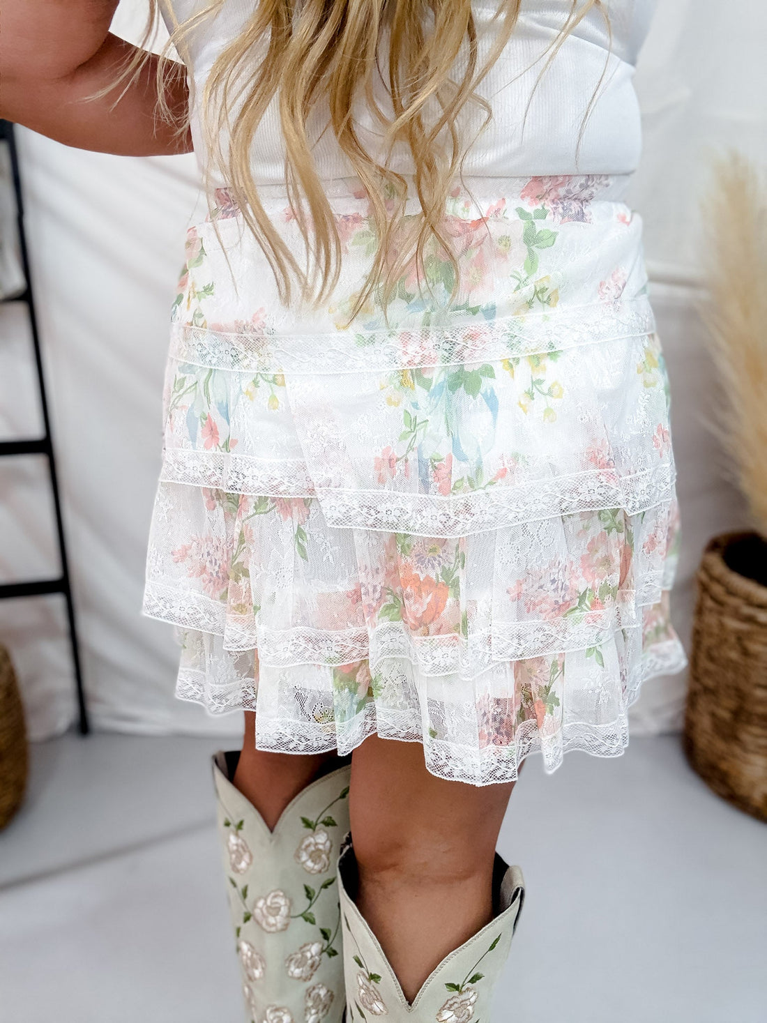 Pink & White Floral Print Lace Ruffled Mini Skirt - Whiskey Skies - POLAGRAM + BAEVELY