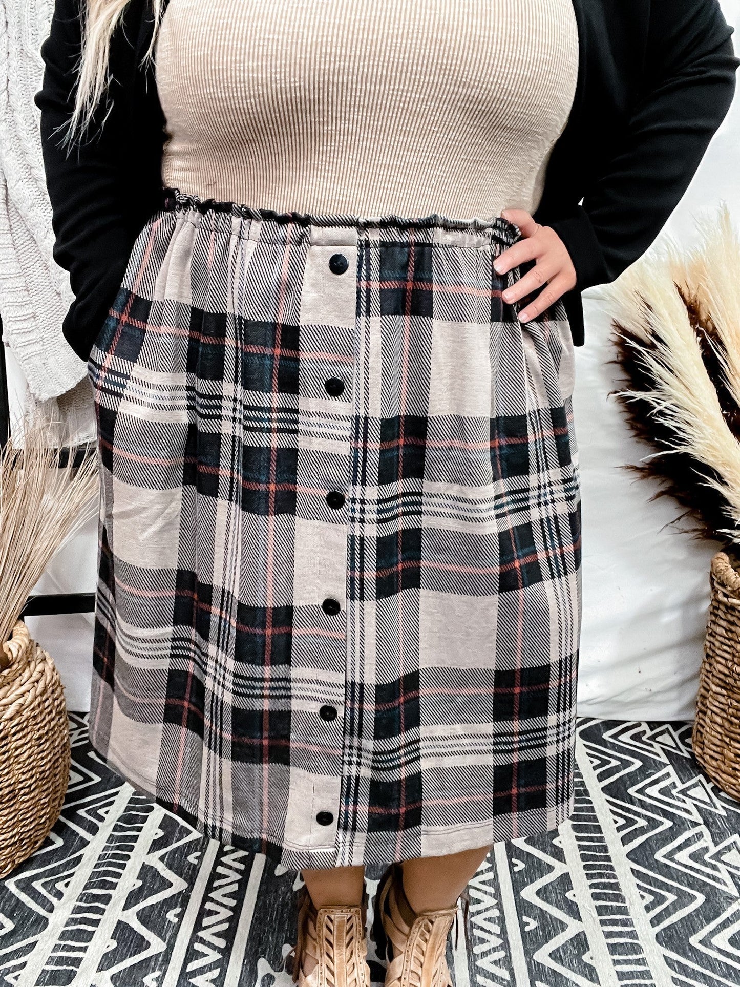 Plaid Elastic Waist Skirt - Whiskey Skies - BLUMIN